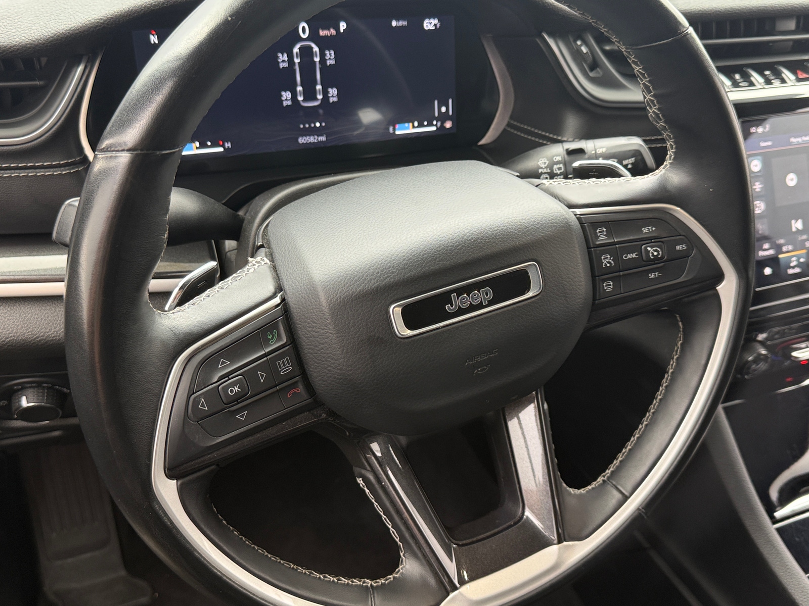 Thumbnail: 2021 Jeep Grand Cherokee L - 4