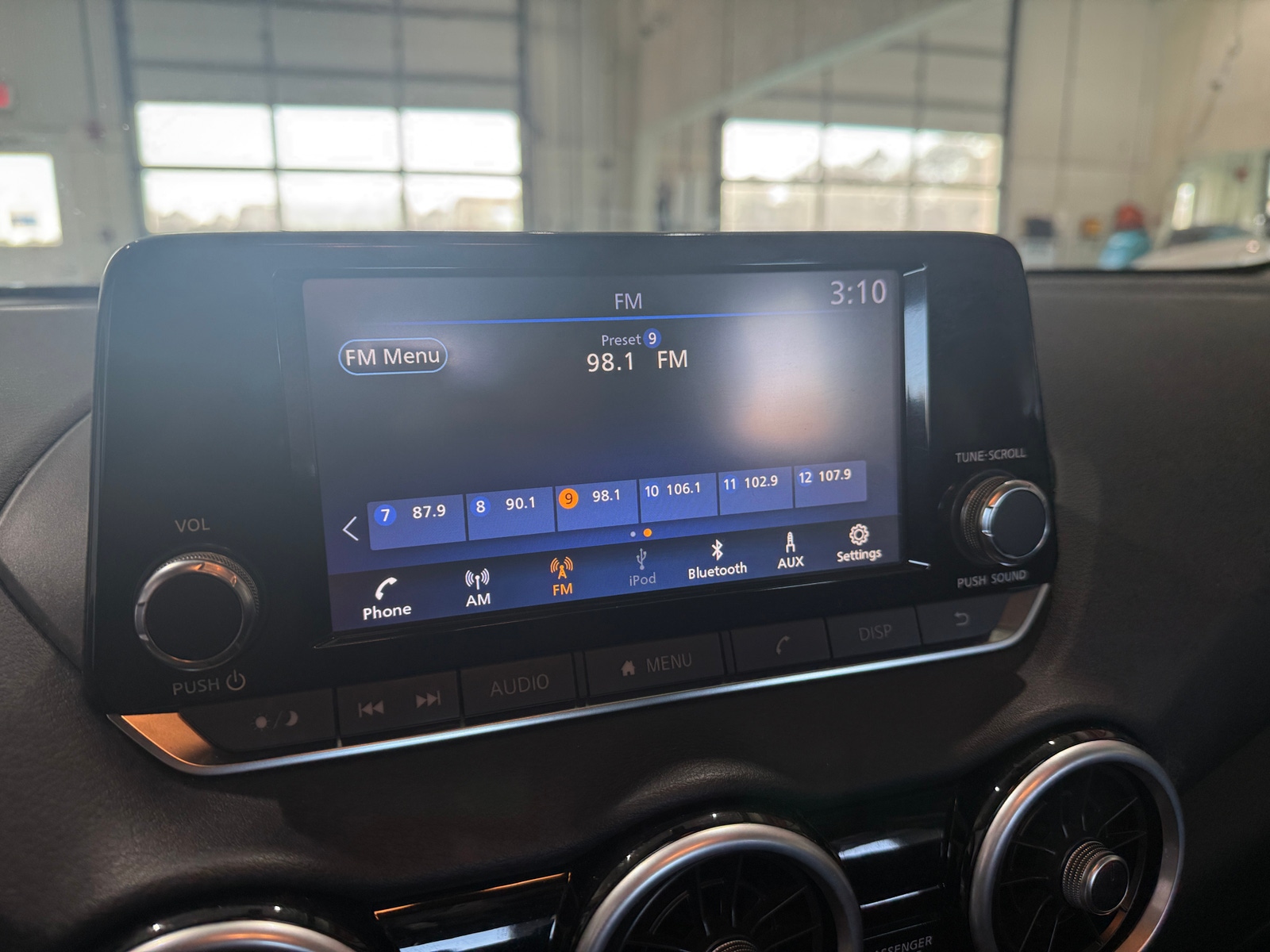 Thumbnail: 2025 Nissan Sentra - 4