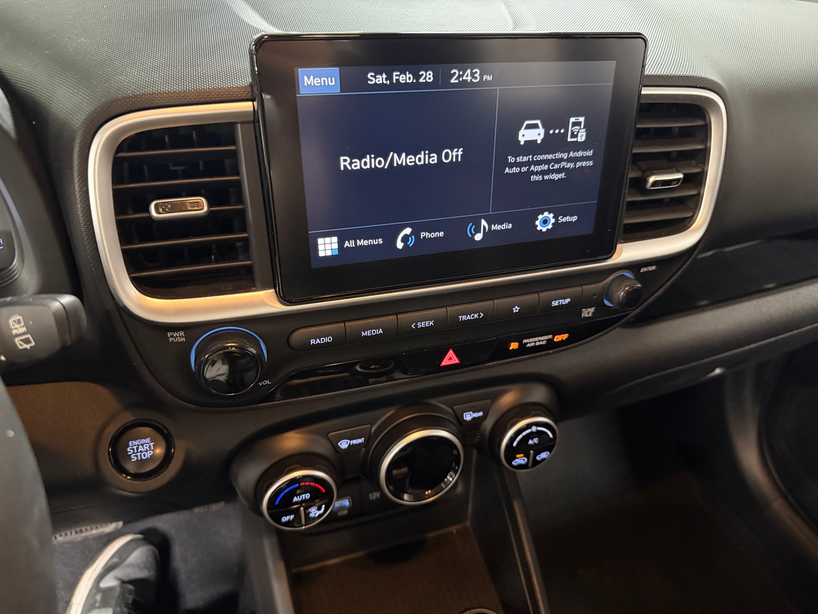 Thumbnail: 2024 Hyundai Venue - 4