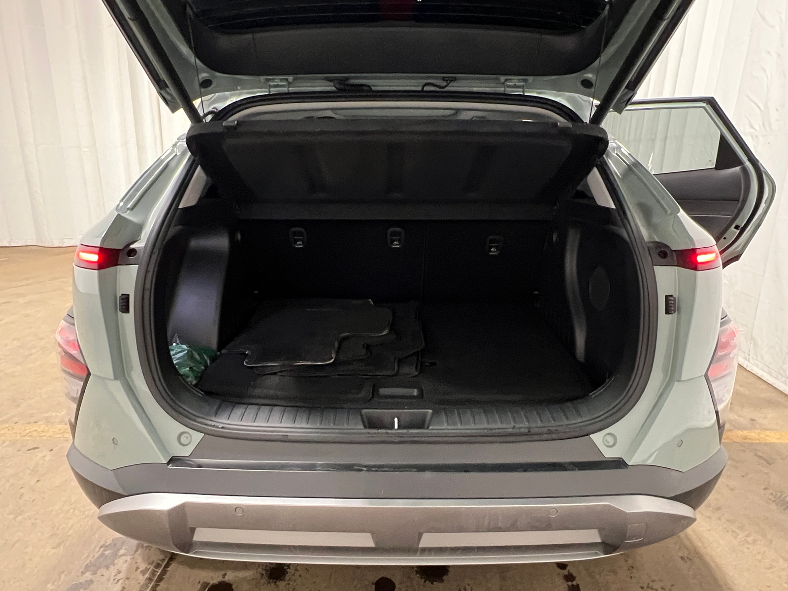 Thumbnail: 2025 Hyundai Kona - 6