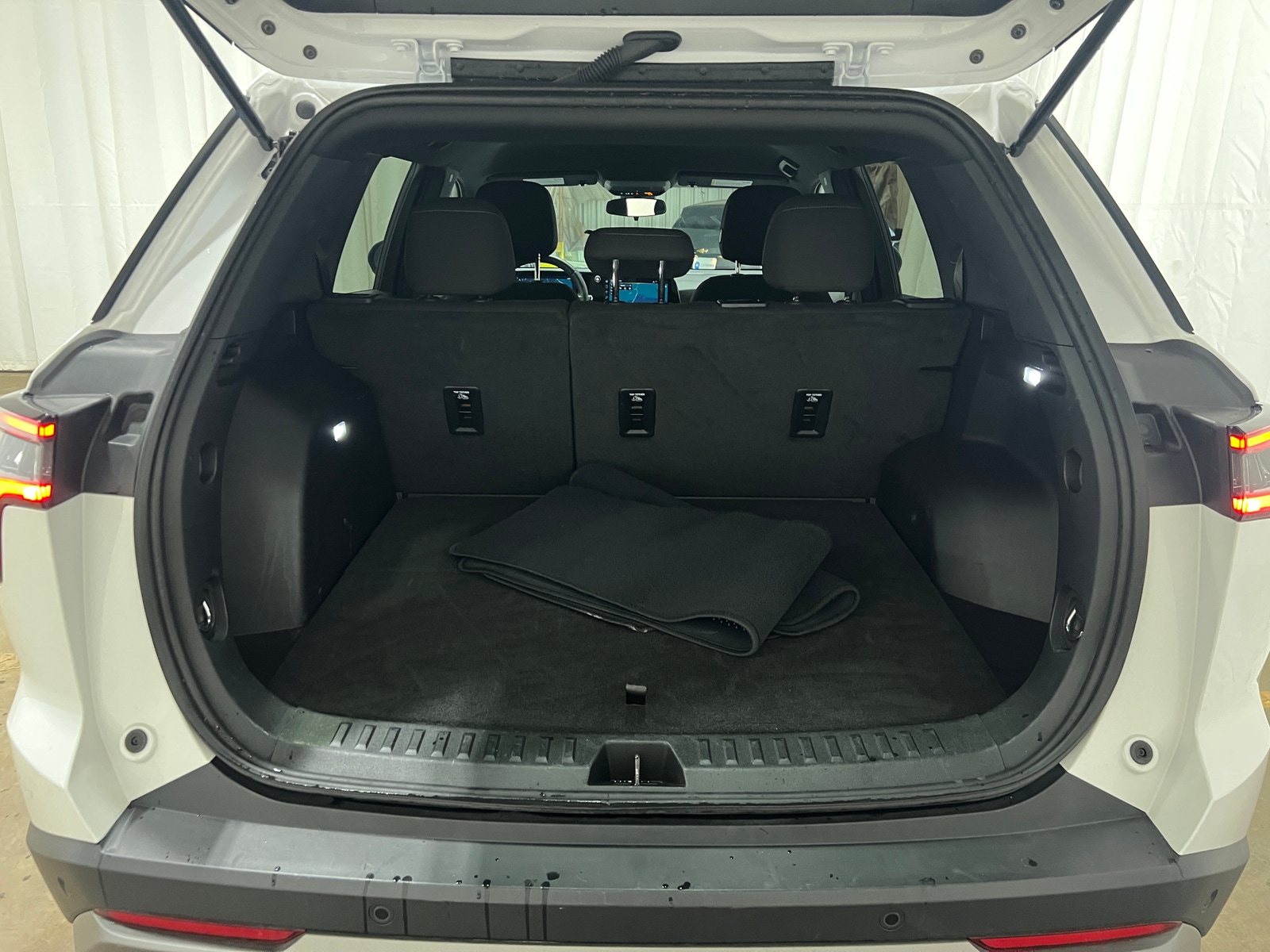 Thumbnail: 2025 Chevrolet Equinox - 7