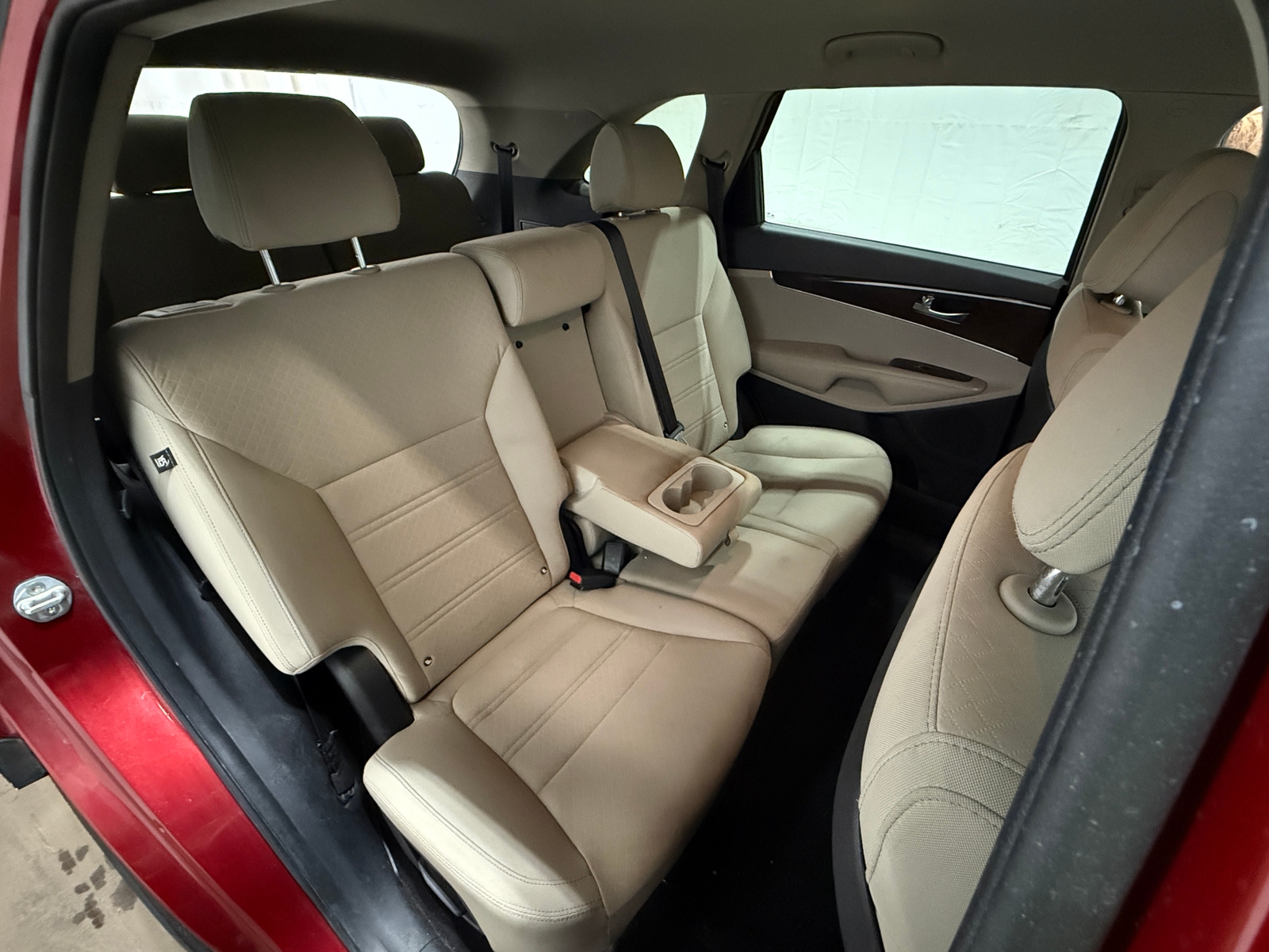 Thumbnail: 2016 Kia Sorento - 6