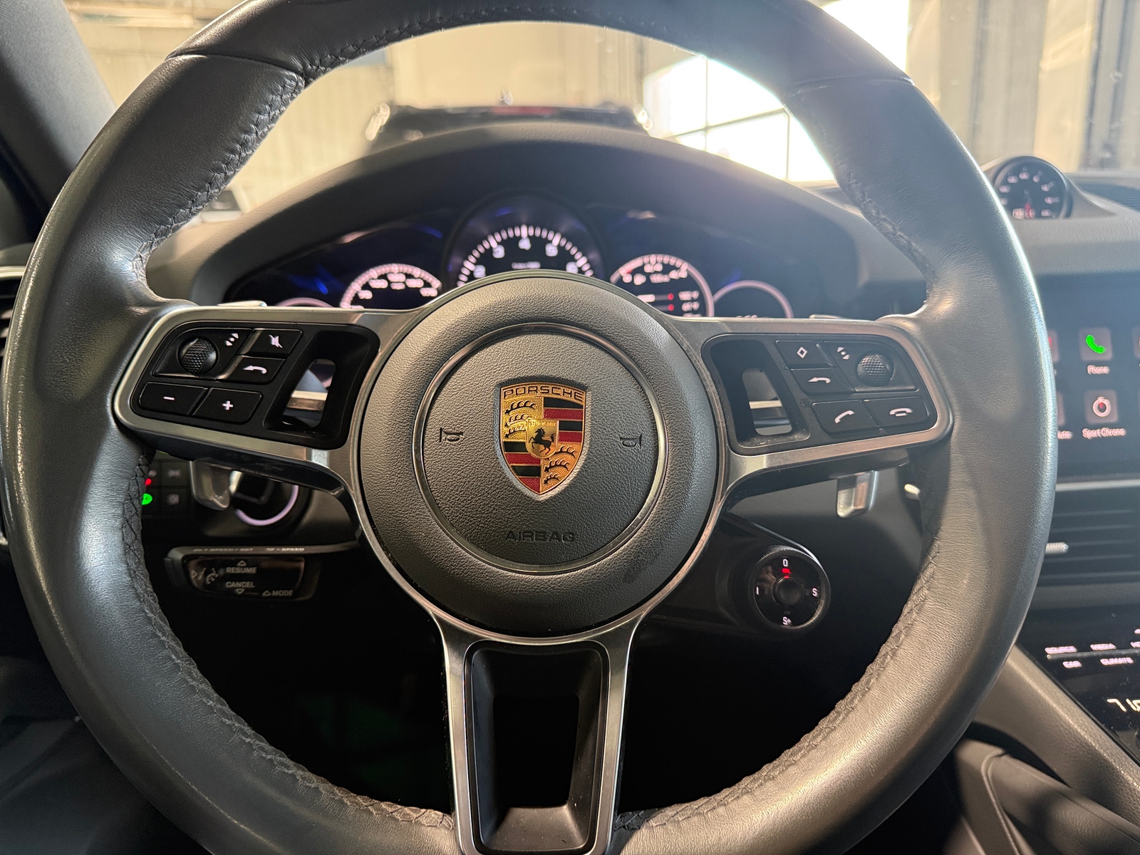 Thumbnail: 2022 Porsche  - 4