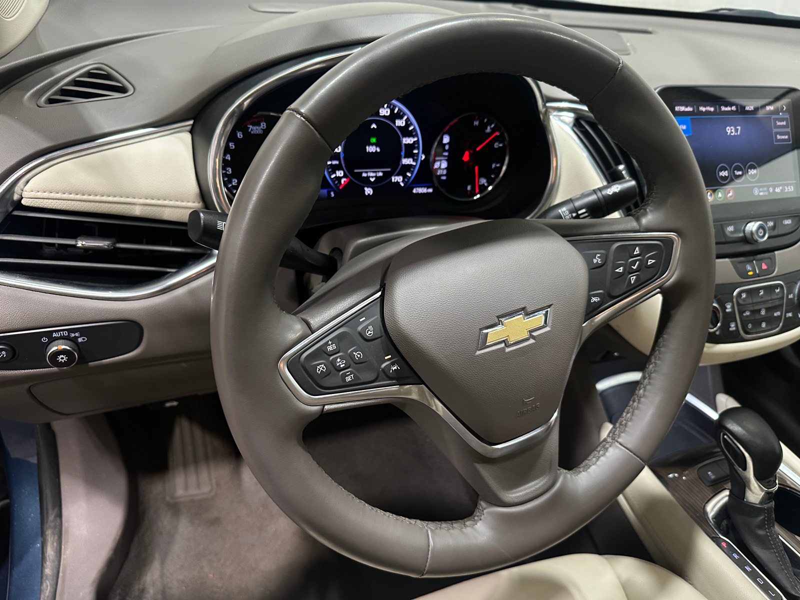 Thumbnail: 2024 Chevrolet Malibu - 4