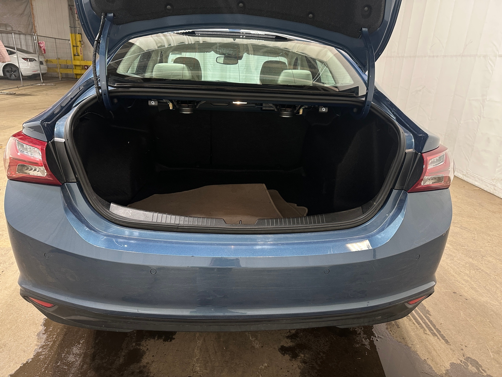 Thumbnail: 2024 Chevrolet Malibu - 6