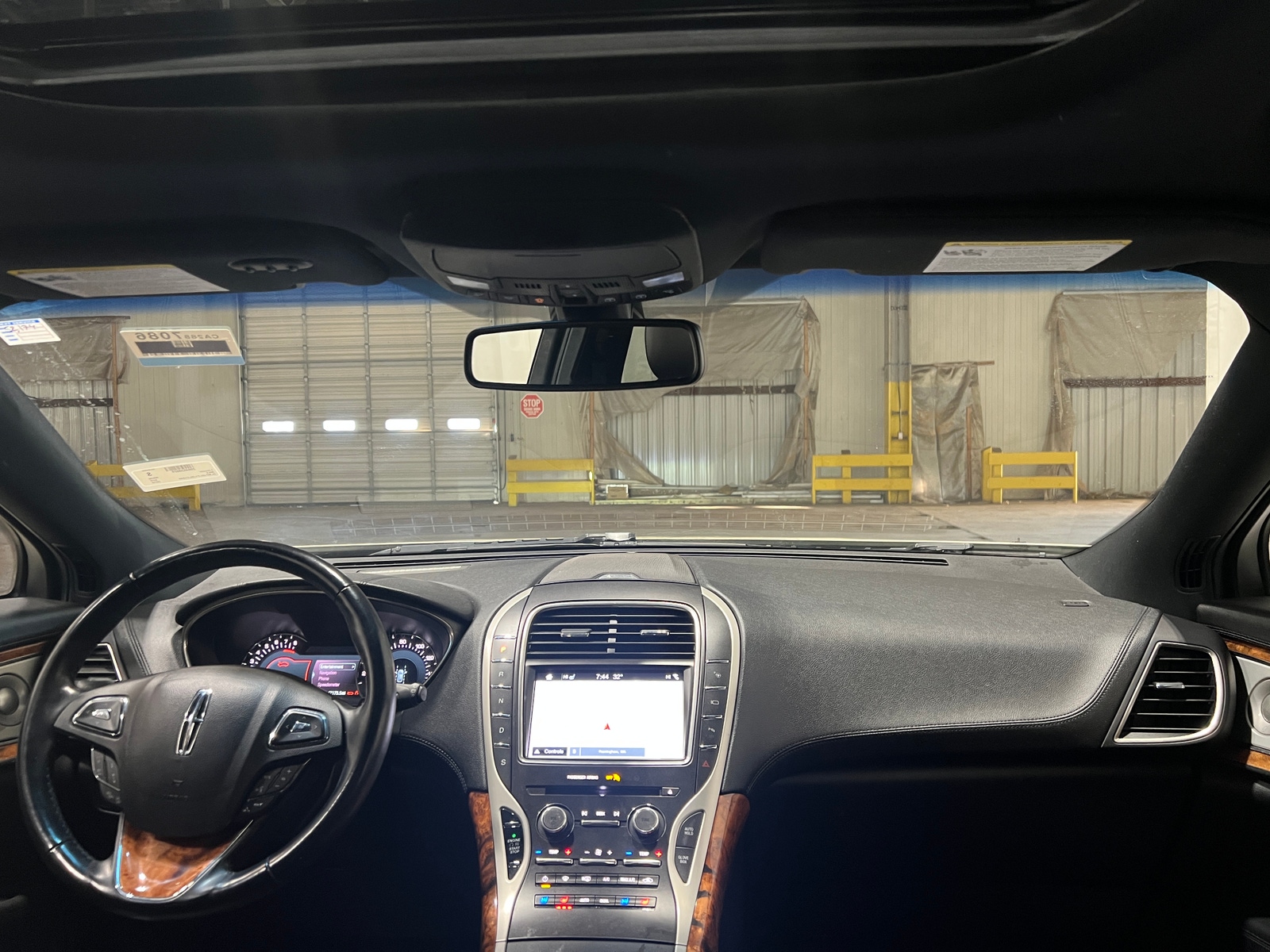 Thumbnail: 2018 Lincoln MKX - 2