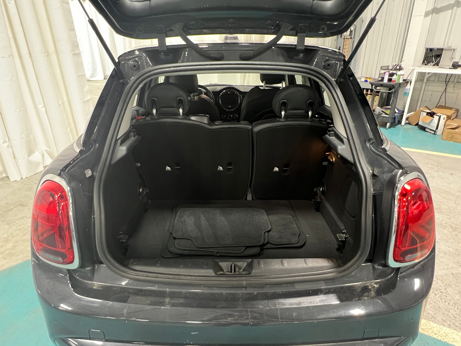 Thumbnail: 2021 MINI Cooper Hardtop - 6