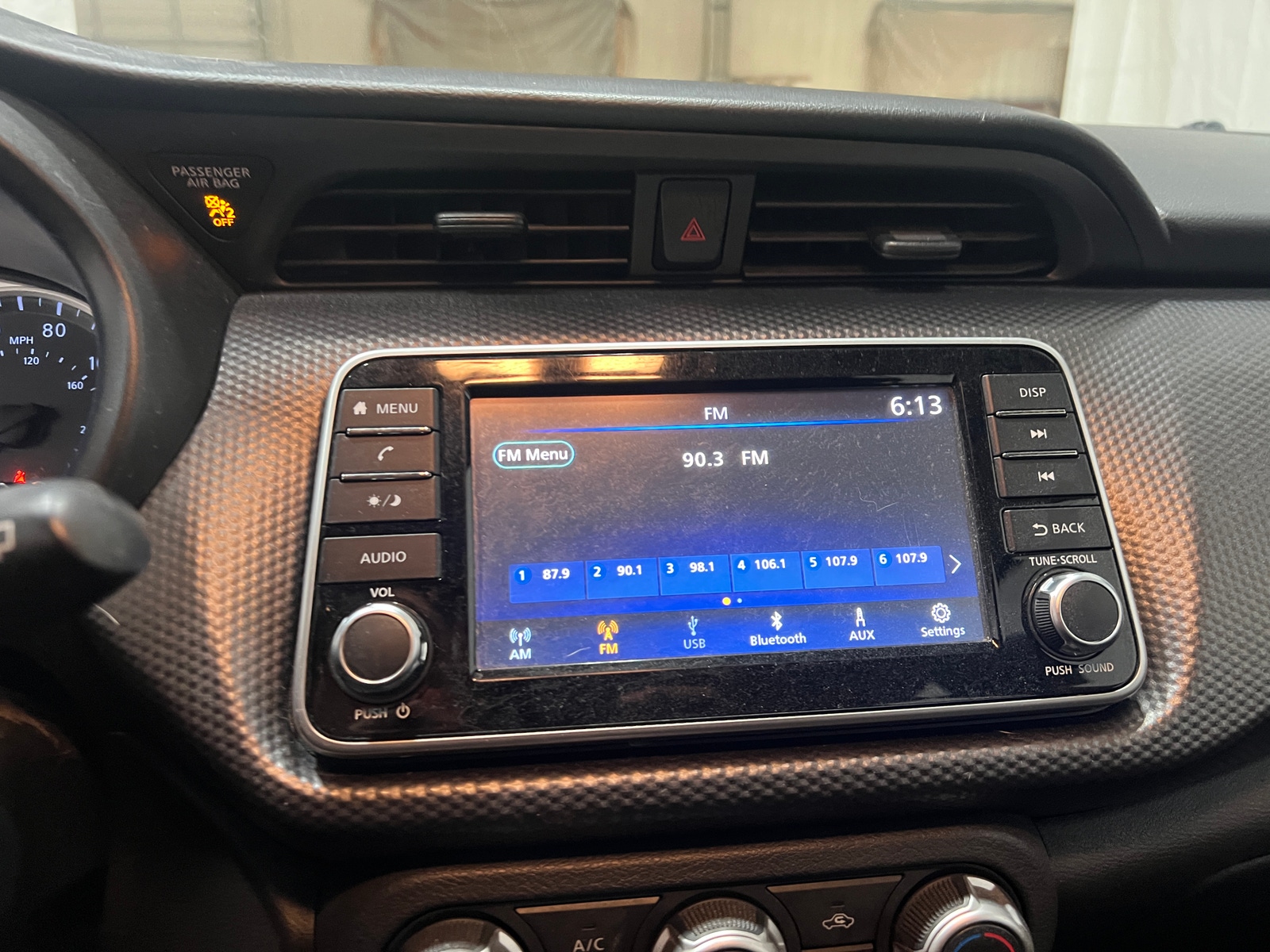 Thumbnail: 2018 Nissan Kicks - 4