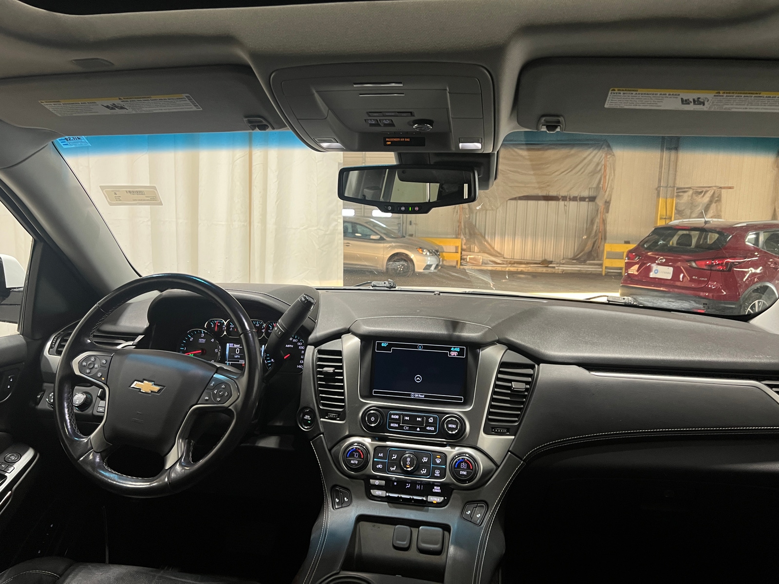 Thumbnail: 2019 Chevrolet Tahoe - 2