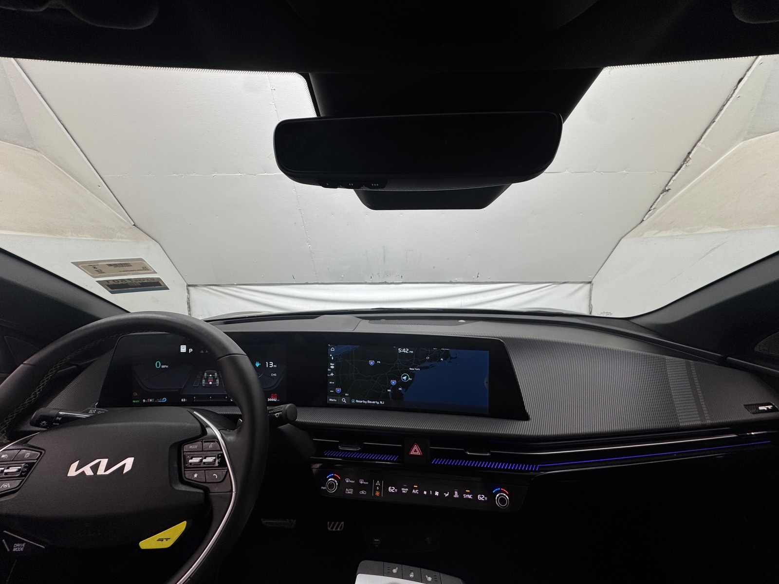 Thumbnail: 2024 Kia EV6 - 3