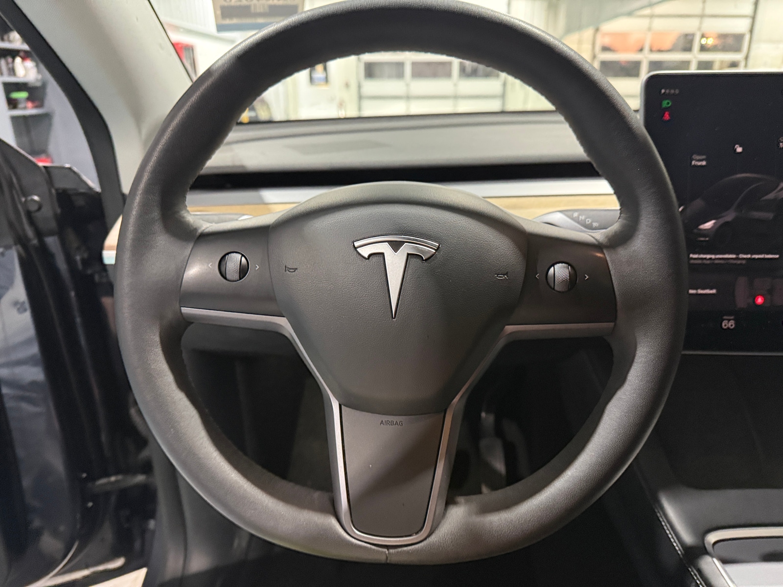 Thumbnail: 2022 Tesla Model Y - 4