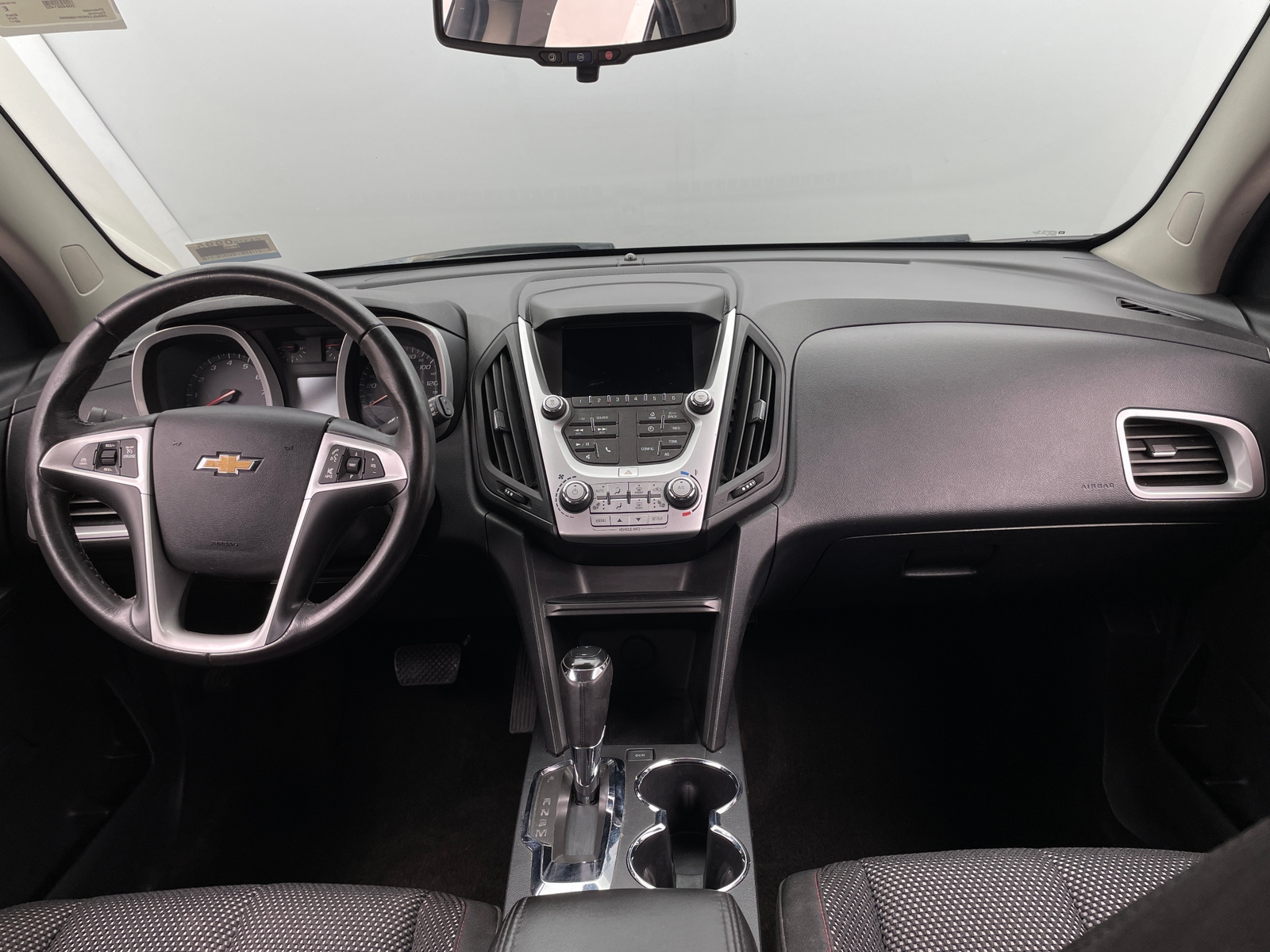 Thumbnail: 2017 Chevrolet Equinox - 3