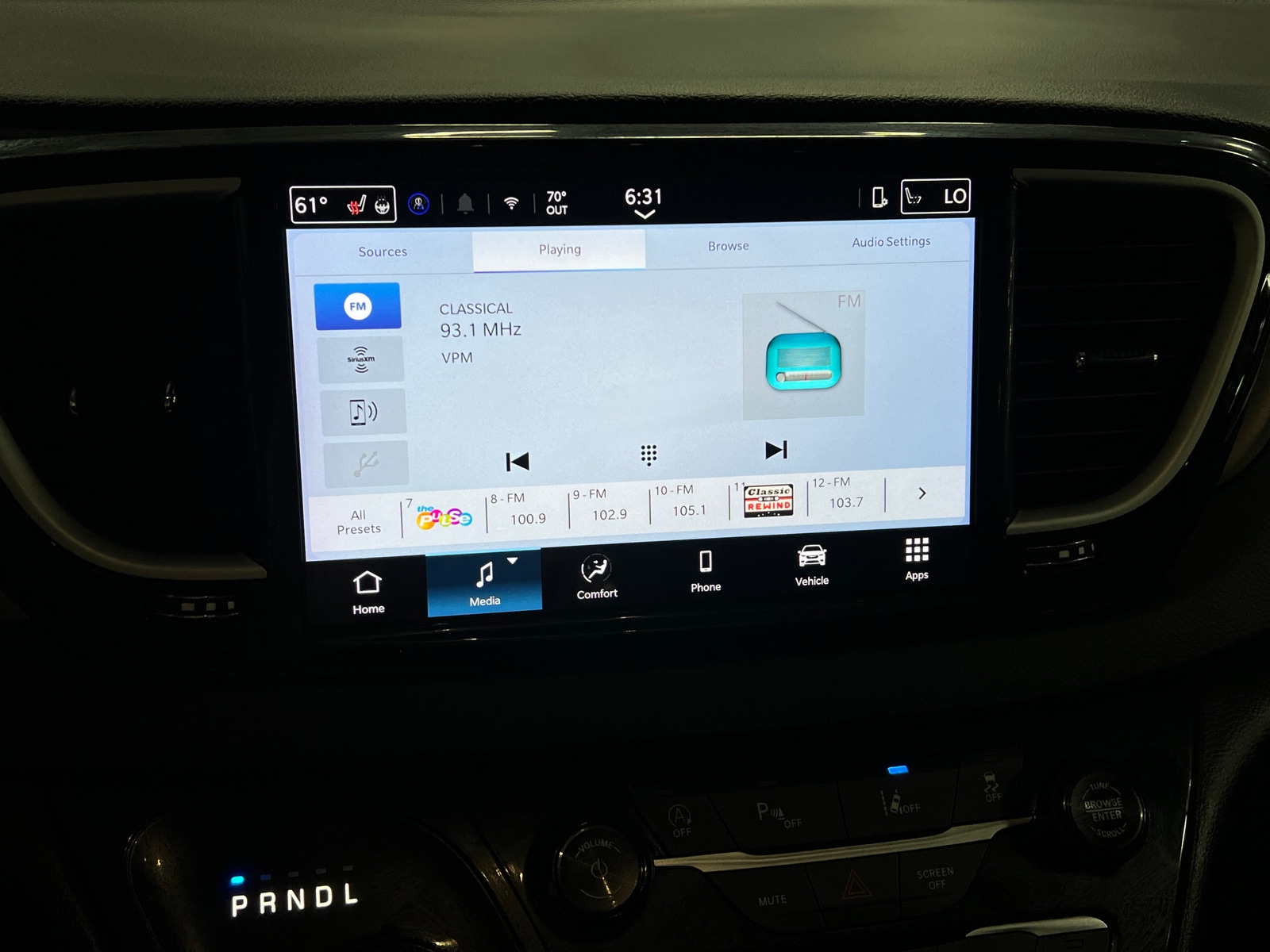 Thumbnail: 2025 Chrysler Pacifica - 3