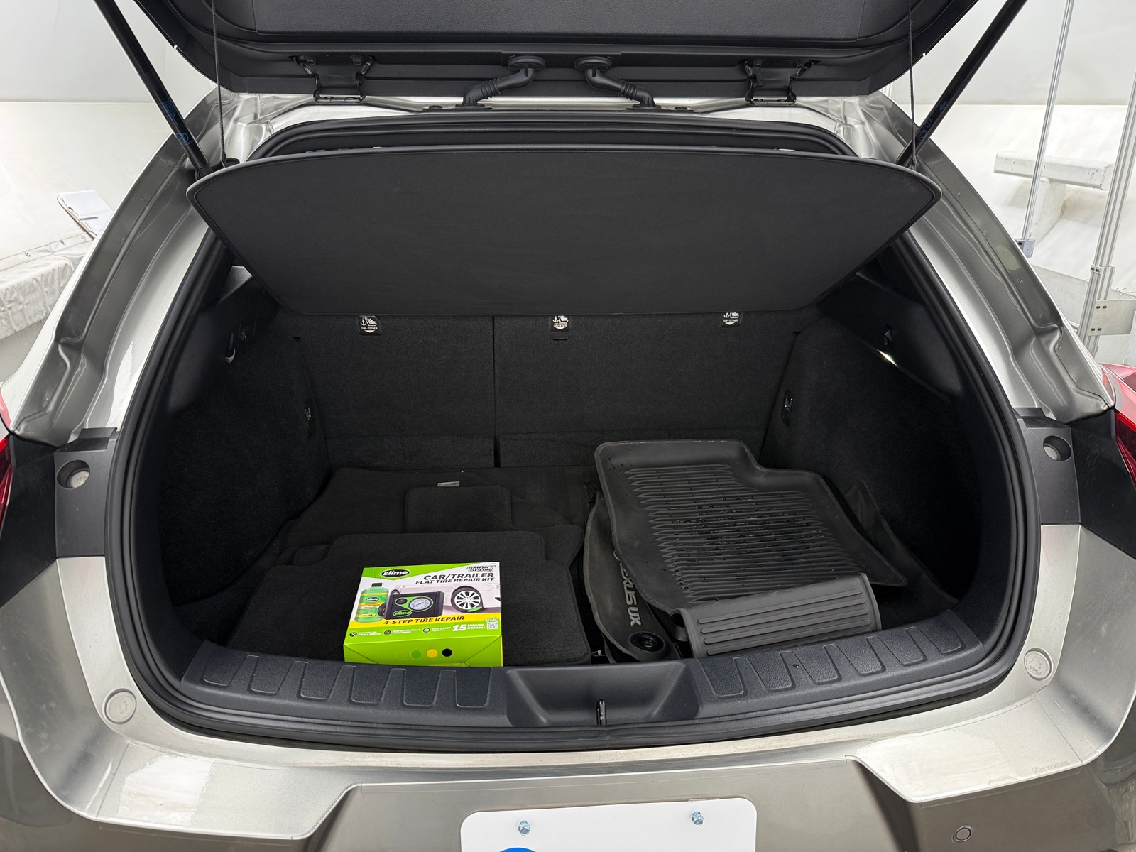 Thumbnail: 2022 Lexus UX - 6