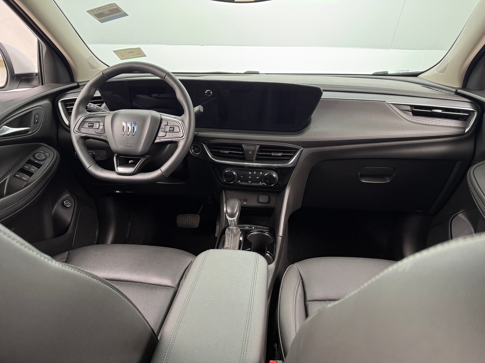 Thumbnail: 2024 Buick Encore GX - 2