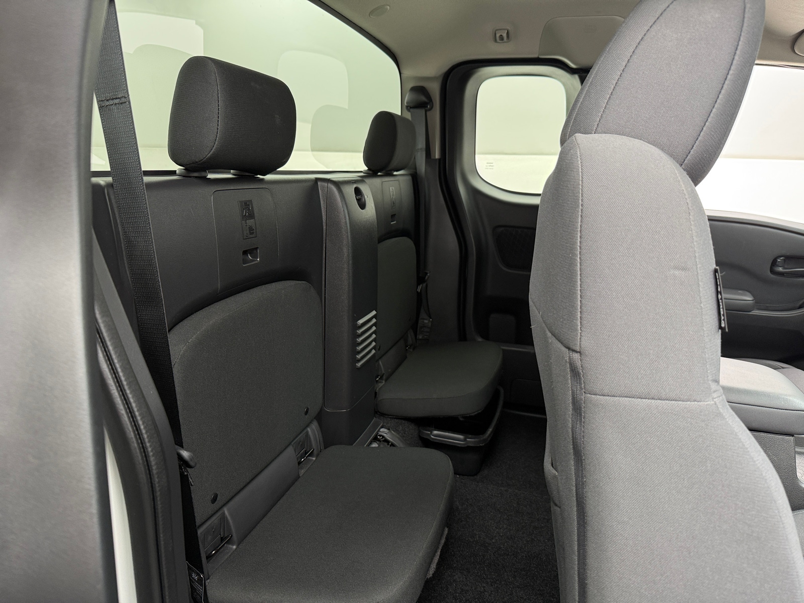 Thumbnail: 2024 Nissan Frontier - 6