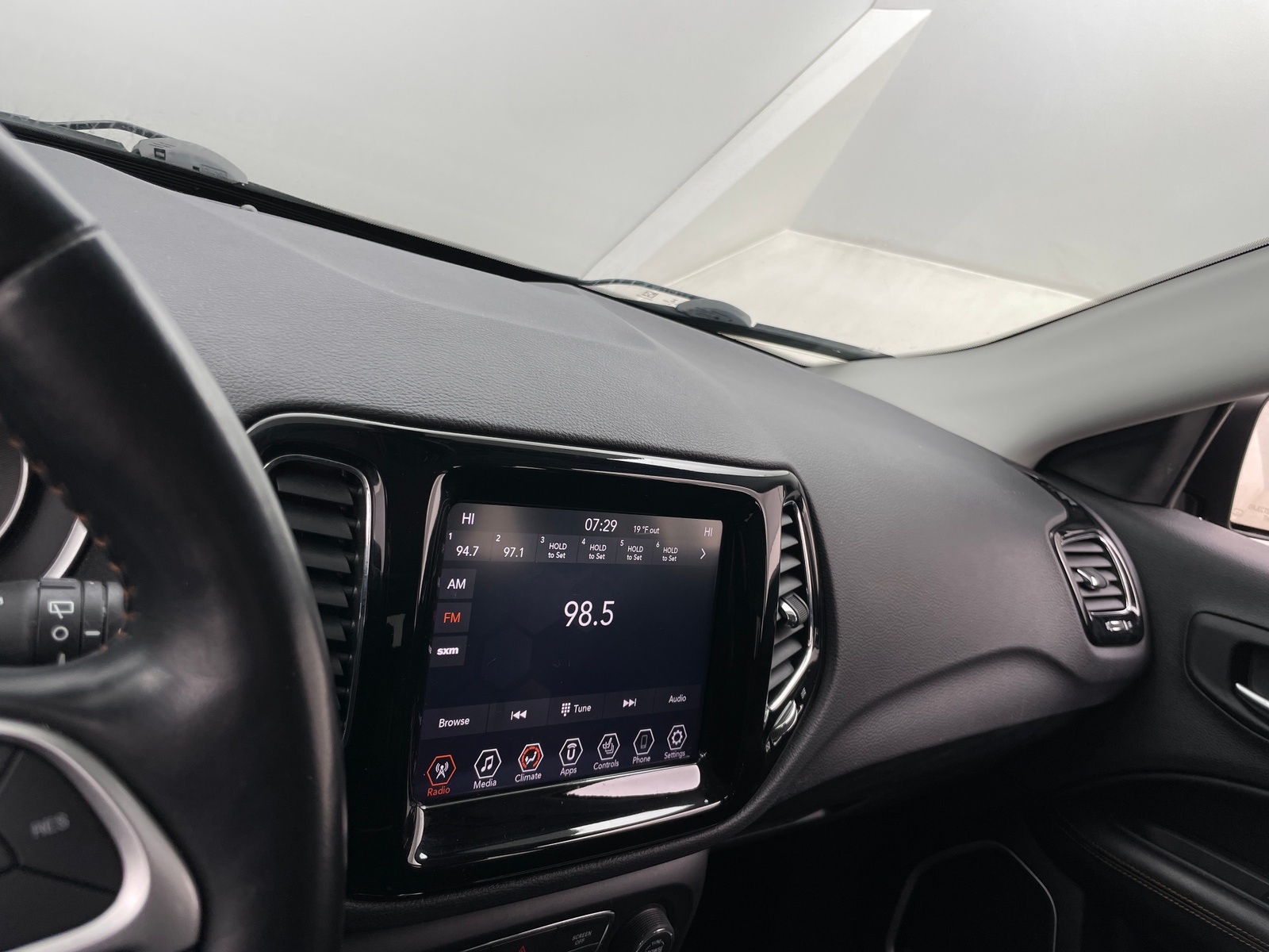 Thumbnail: 2021 Jeep Compass - 3