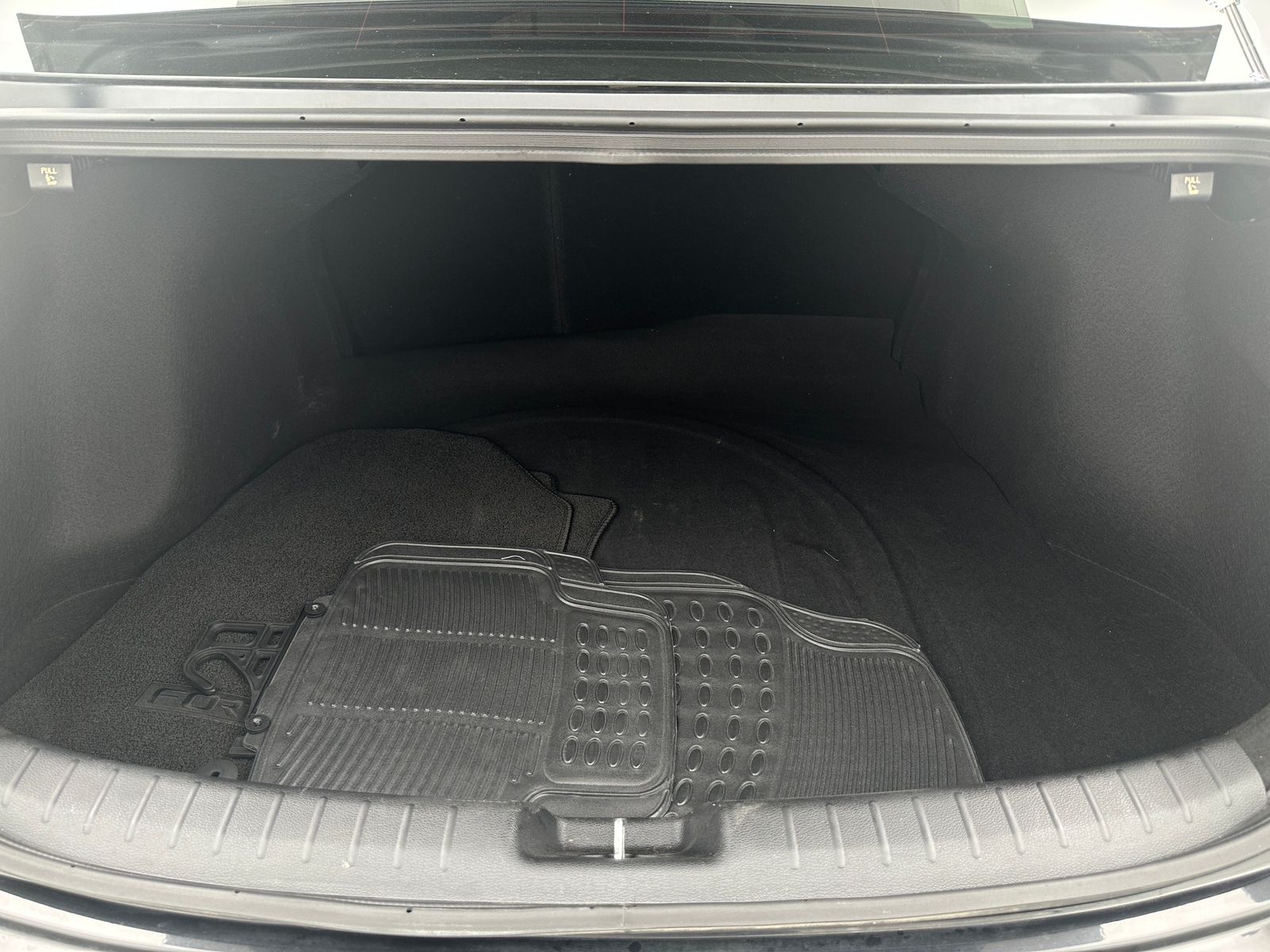 Thumbnail: 2024 Kia Forte - 7