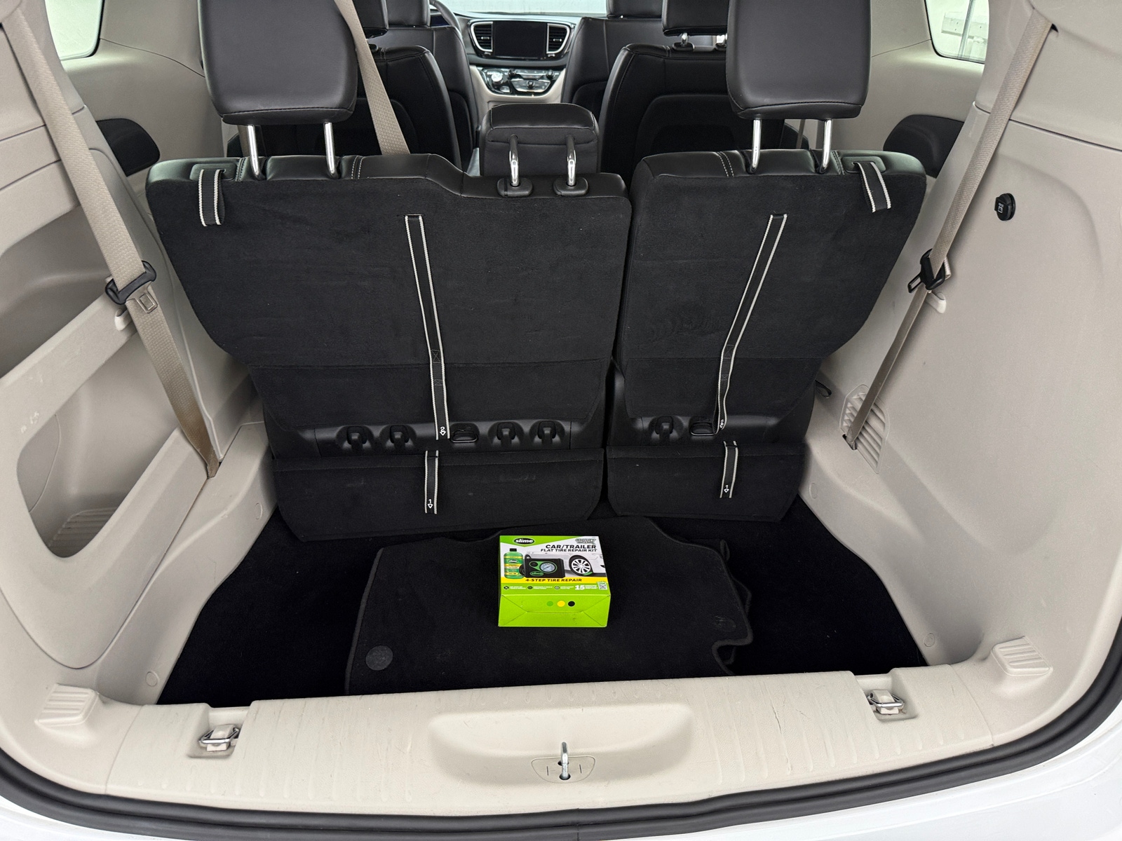 Thumbnail: 2024 Chrysler Pacifica - 6