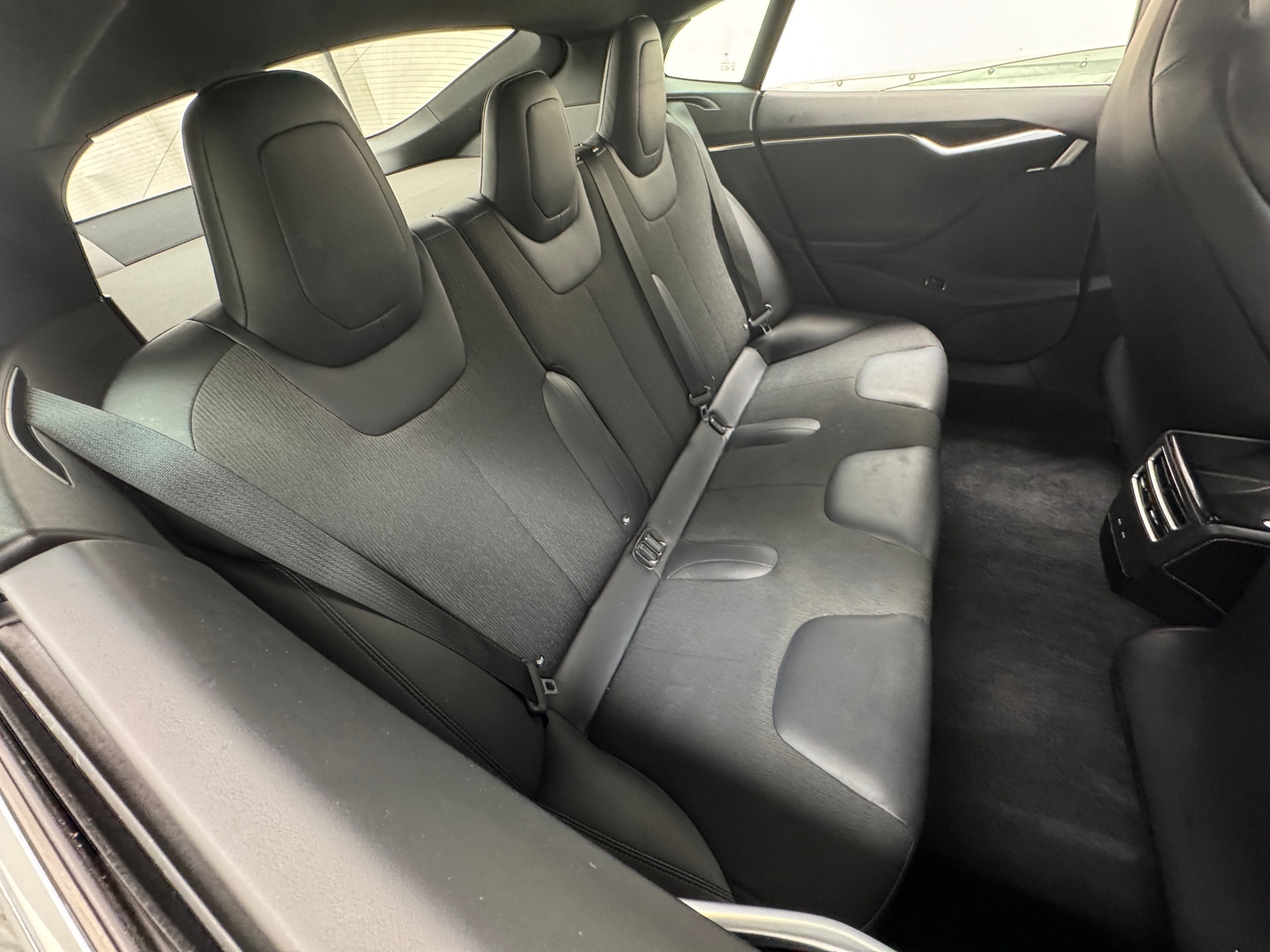 Thumbnail: 2017 Tesla Model S - 5