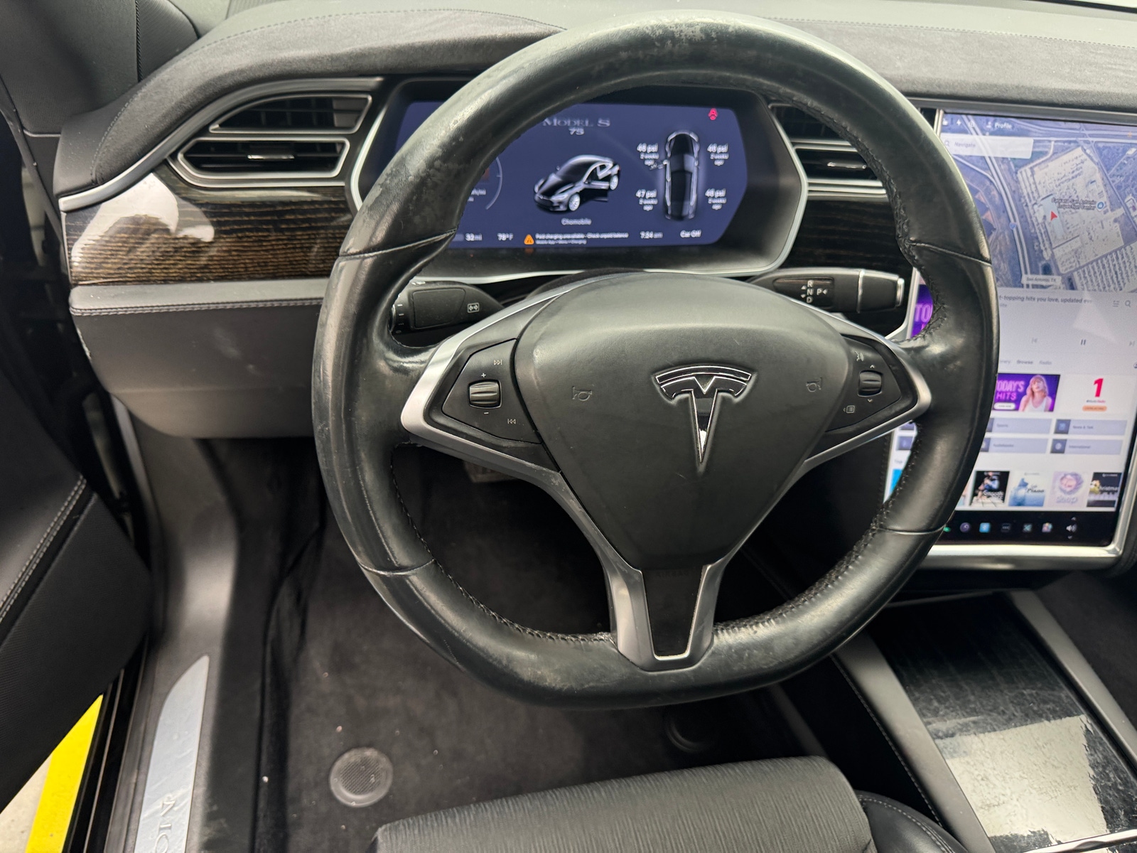 Thumbnail: 2017 Tesla Model S - 4