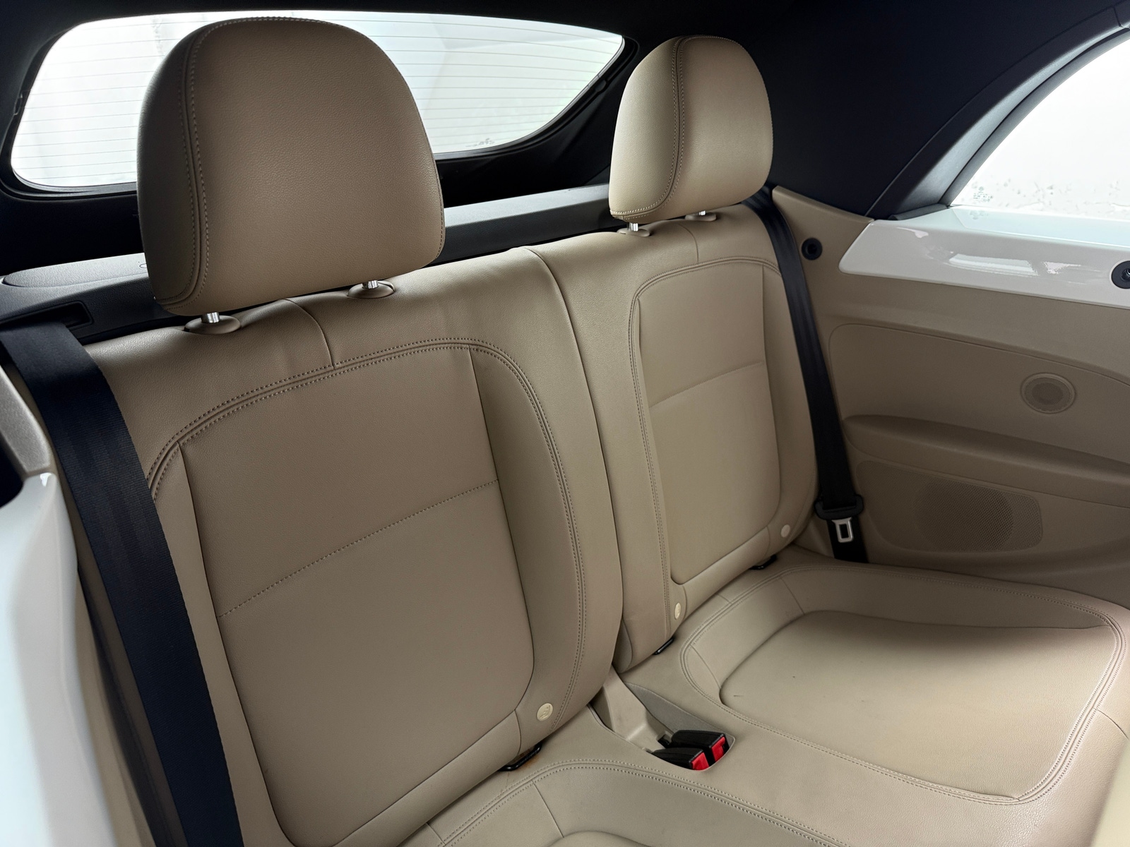 Thumbnail: 2013 Volkswagen Beetle - 5