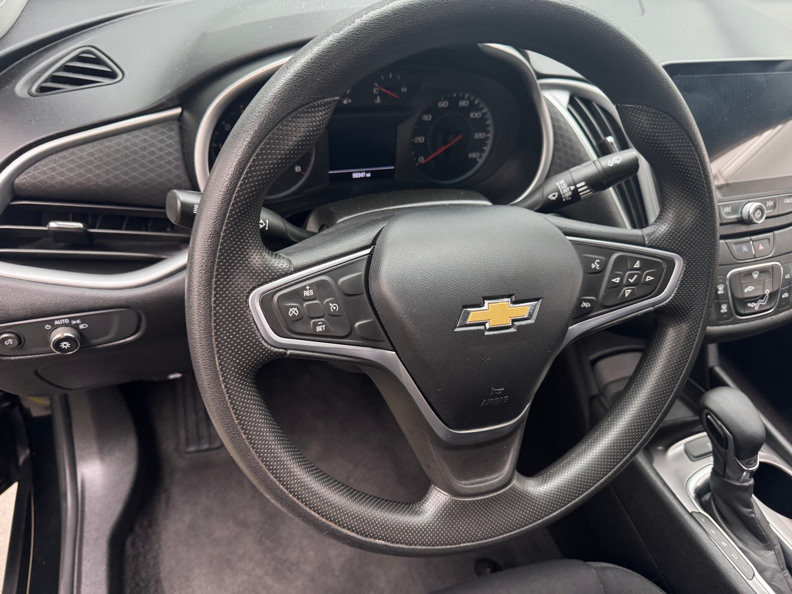 Thumbnail: 2022 Chevrolet Malibu - 5