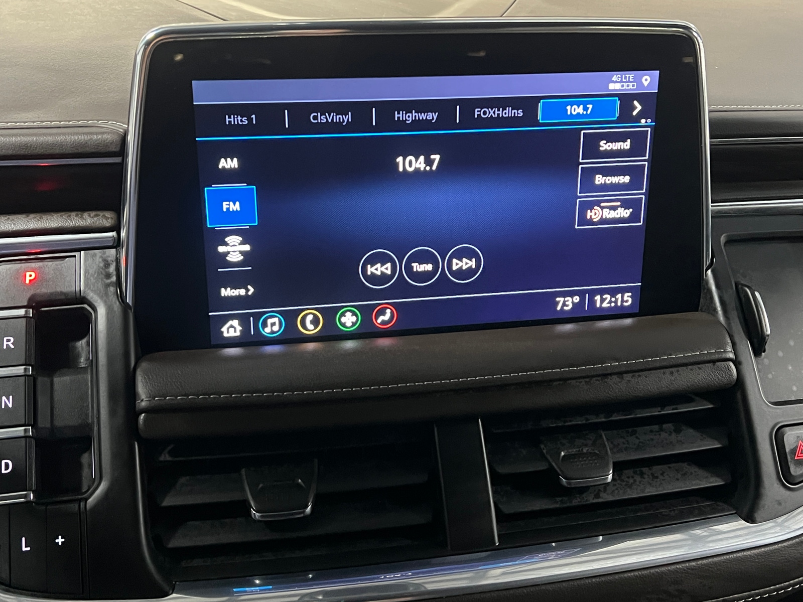 Thumbnail: 2021 Chevrolet Suburban - 3