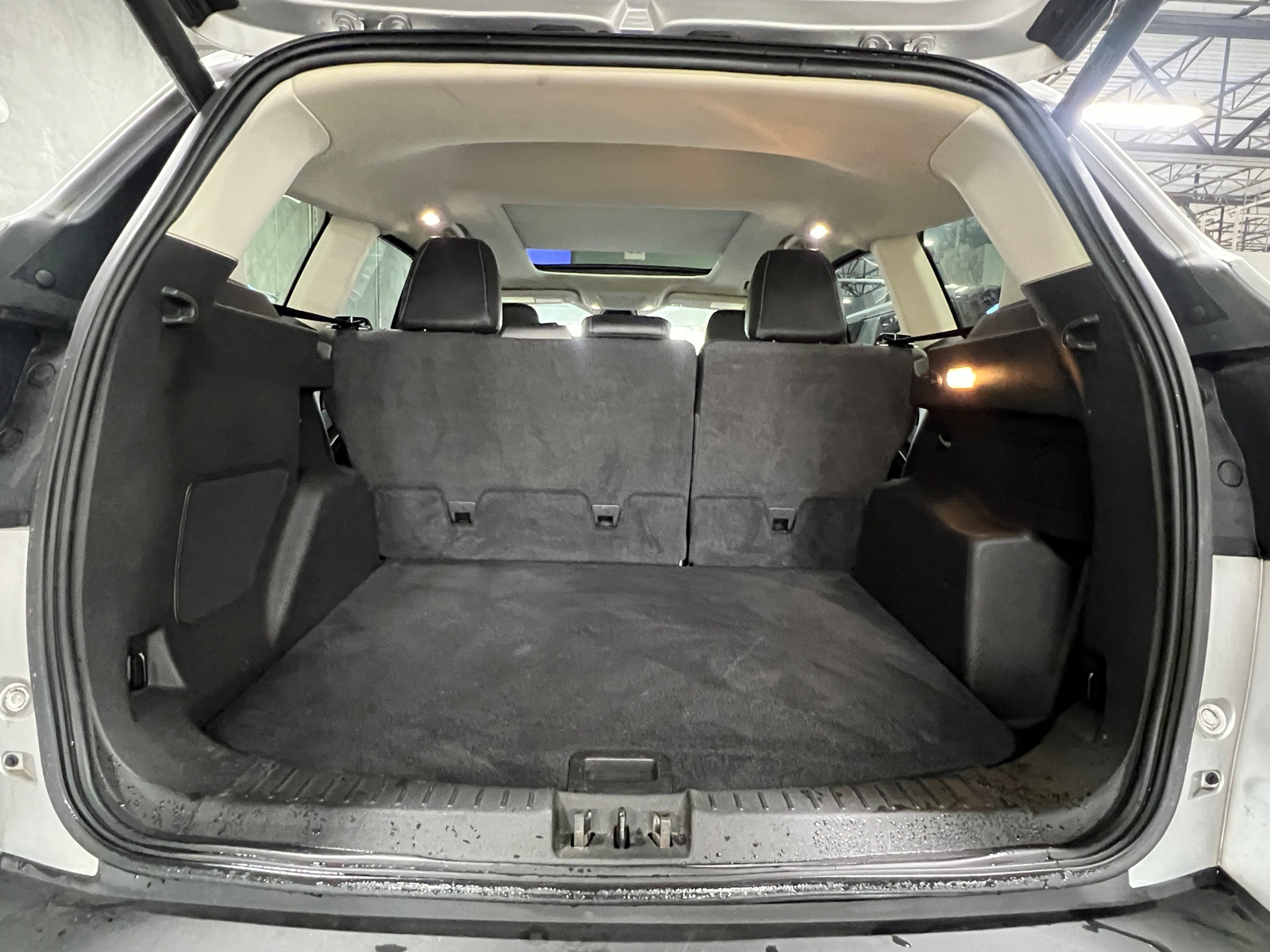 Thumbnail: 2019 Ford Escape - 6