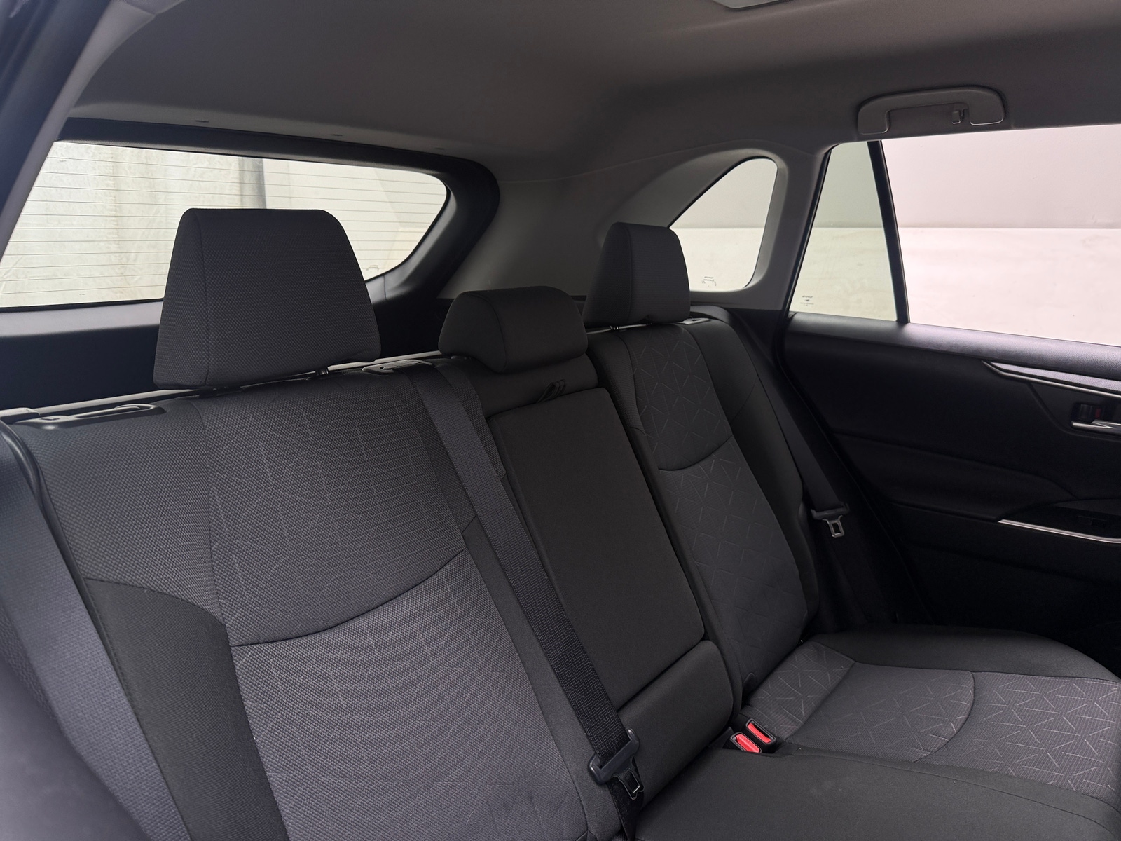 Thumbnail: 2025 Toyota RAV4 - 6