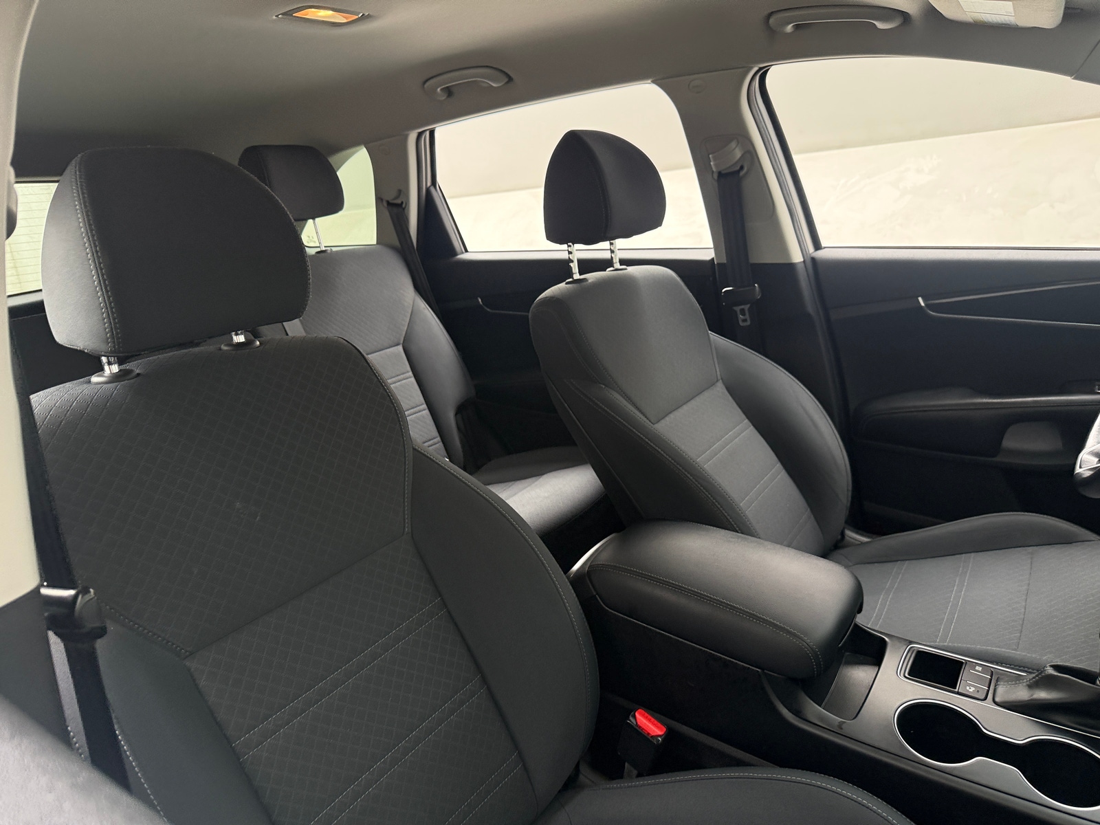 Thumbnail: 2018 Kia Sorento - 2