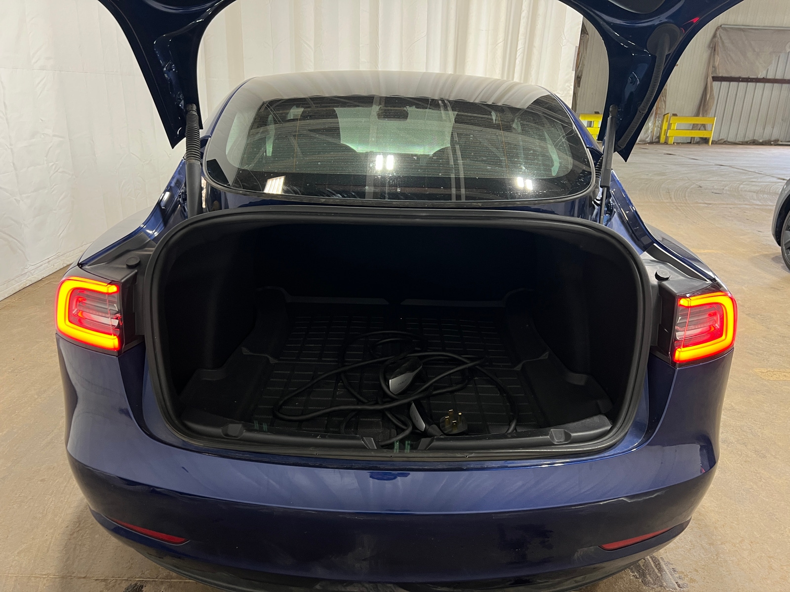 Thumbnail: 2023 Tesla Model 3 - 6