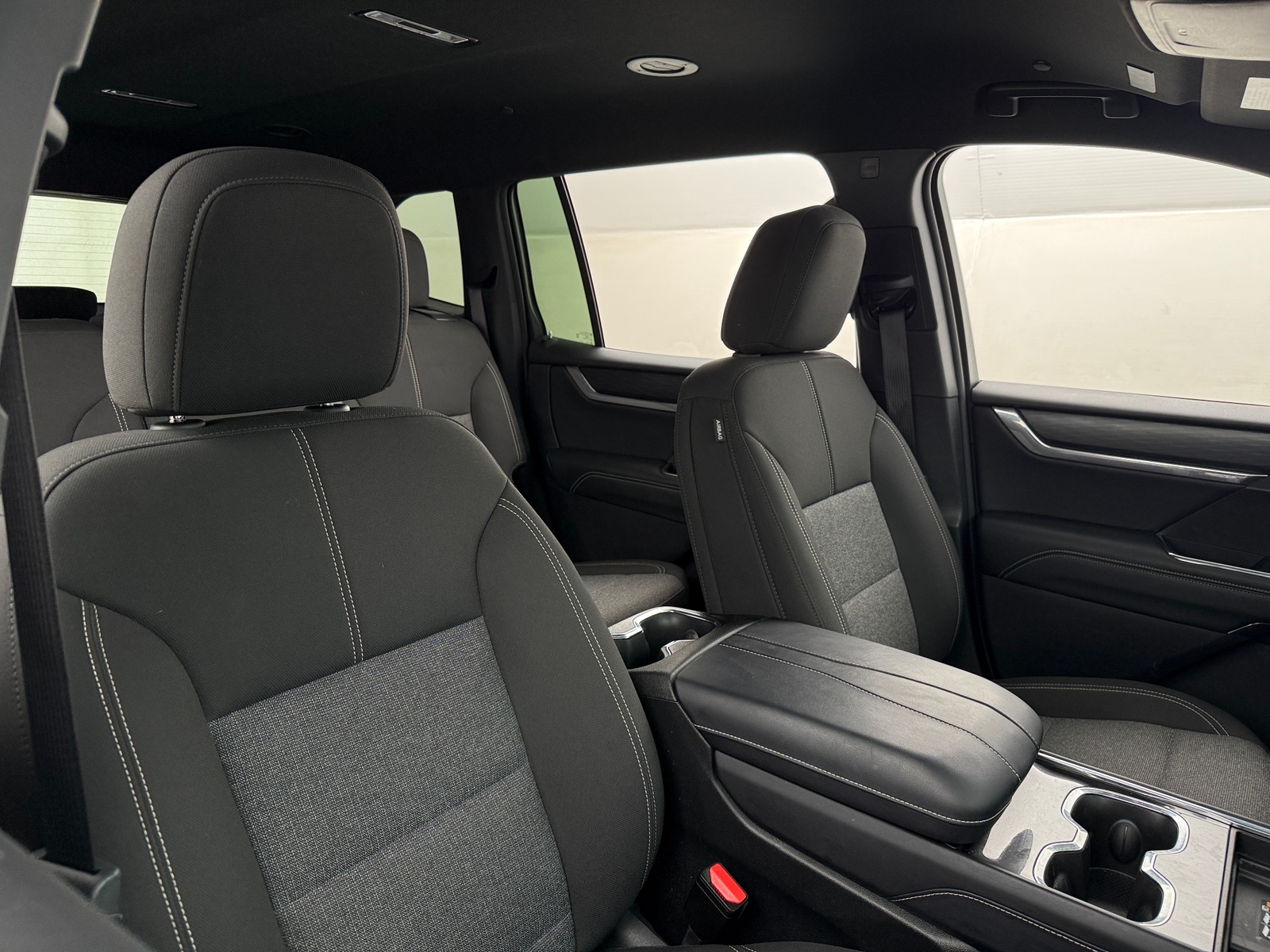 Thumbnail: 2025 GMC Acadia - 2