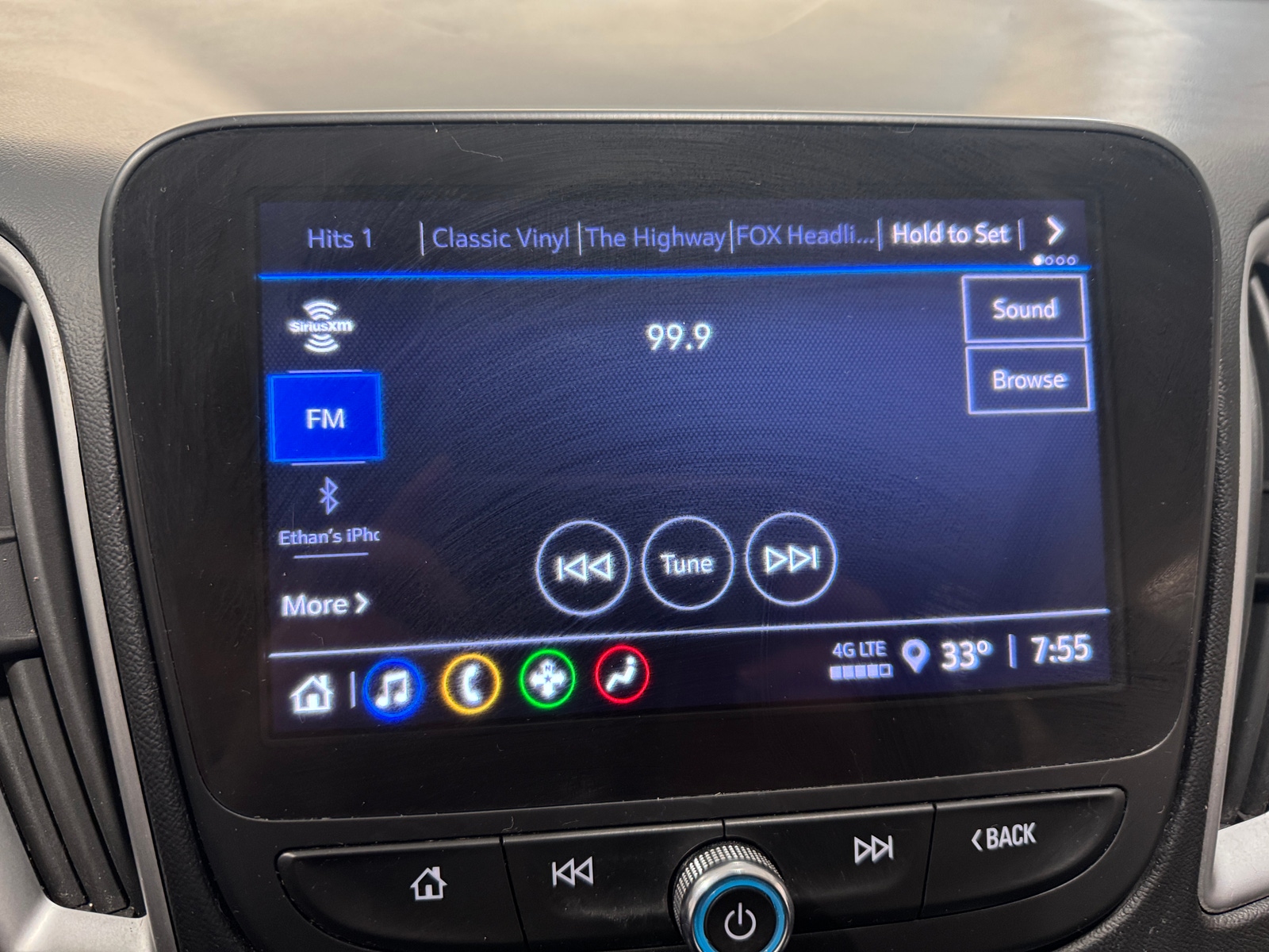 Thumbnail: 2023 Chevrolet Malibu - 4