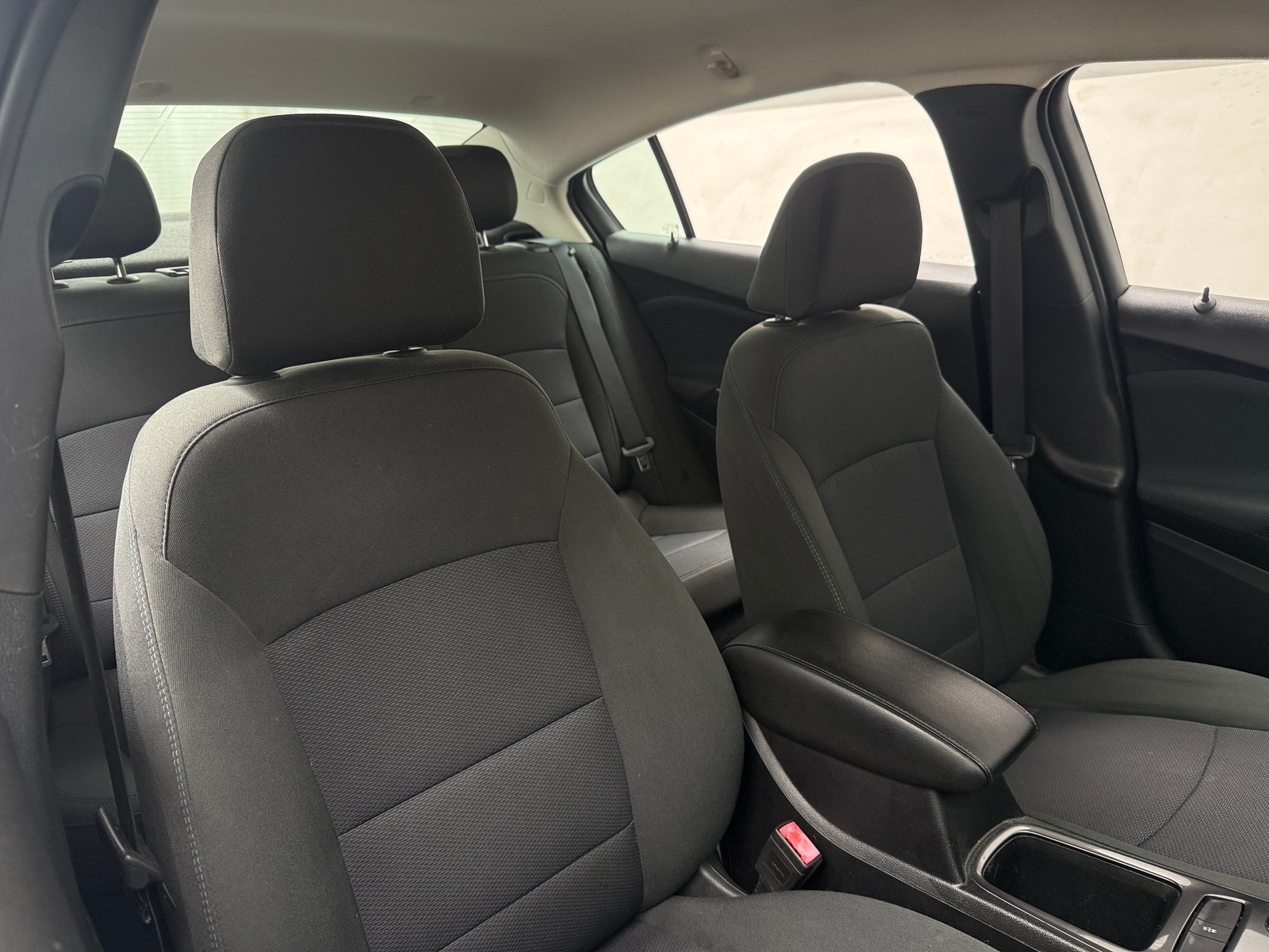 Thumbnail: 2018 Chevrolet Cruze - 2