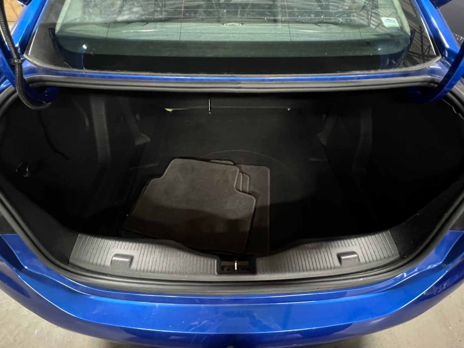 Thumbnail: 2018 Chevrolet Cruze - 7