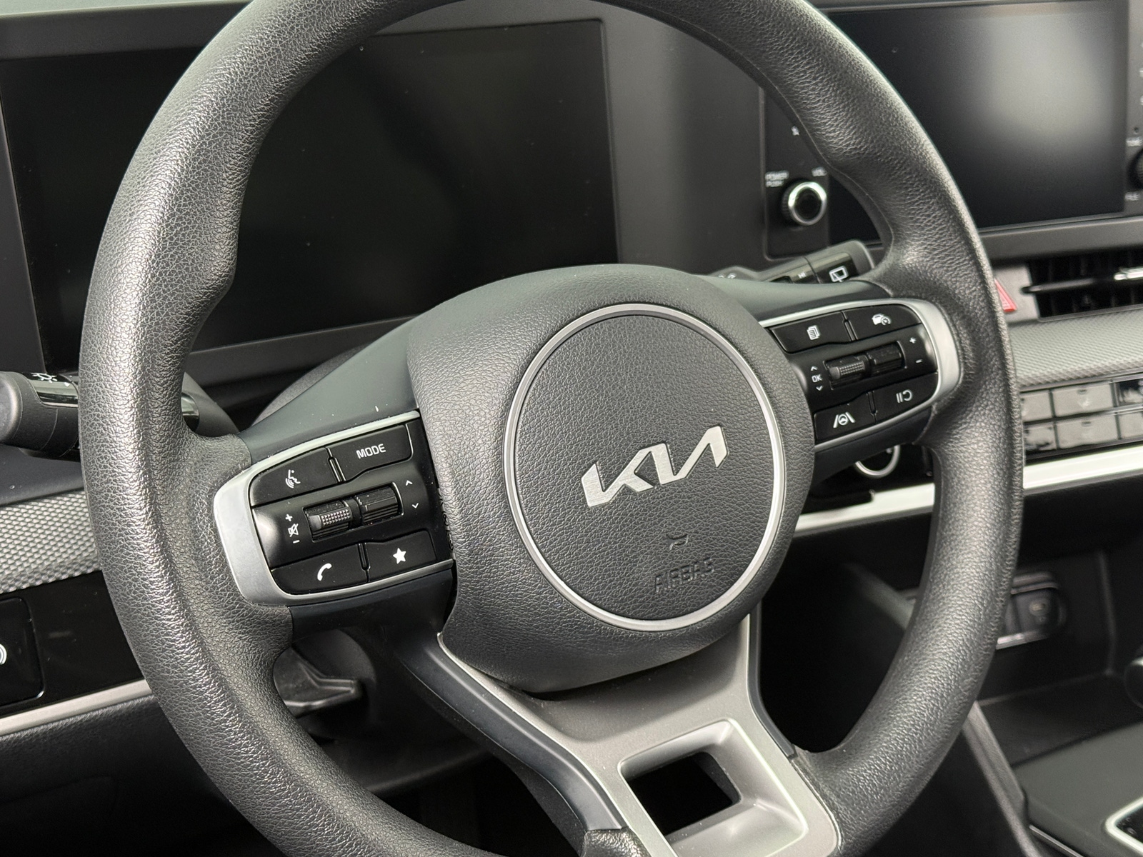 Thumbnail: 2025 Kia Sportage - 5