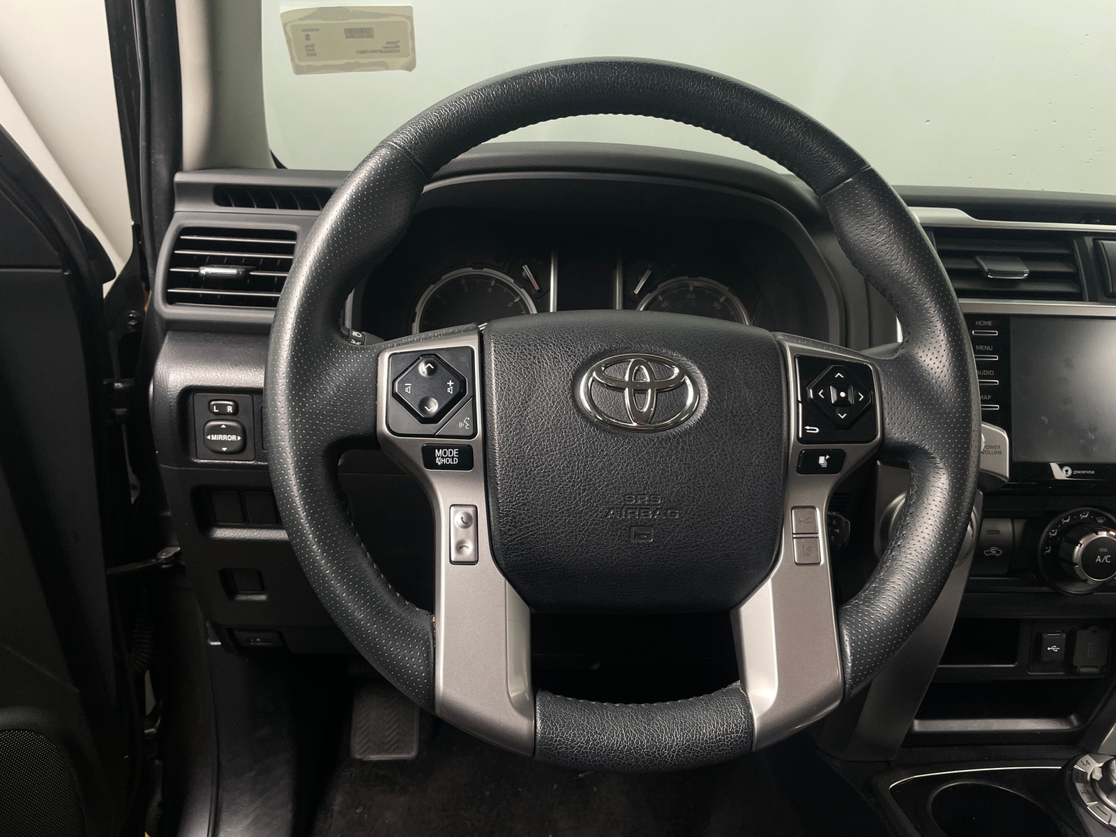 Thumbnail: 2023 Toyota 4Runner - 4