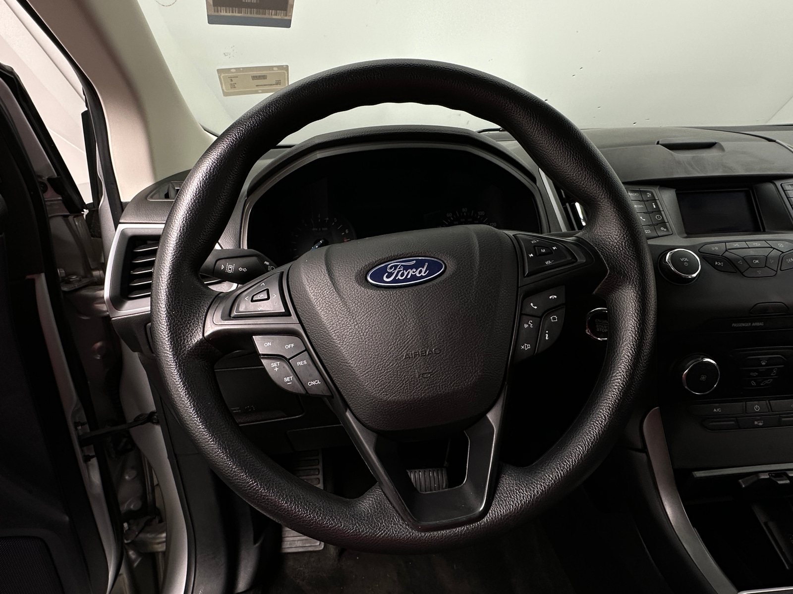 Thumbnail: 2019 Ford Edge - 5