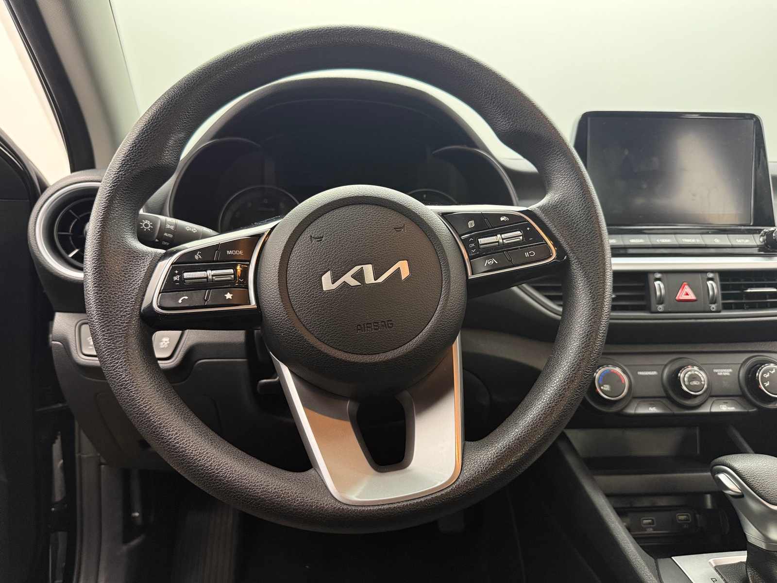 Thumbnail: 2024 Kia Forte - 5