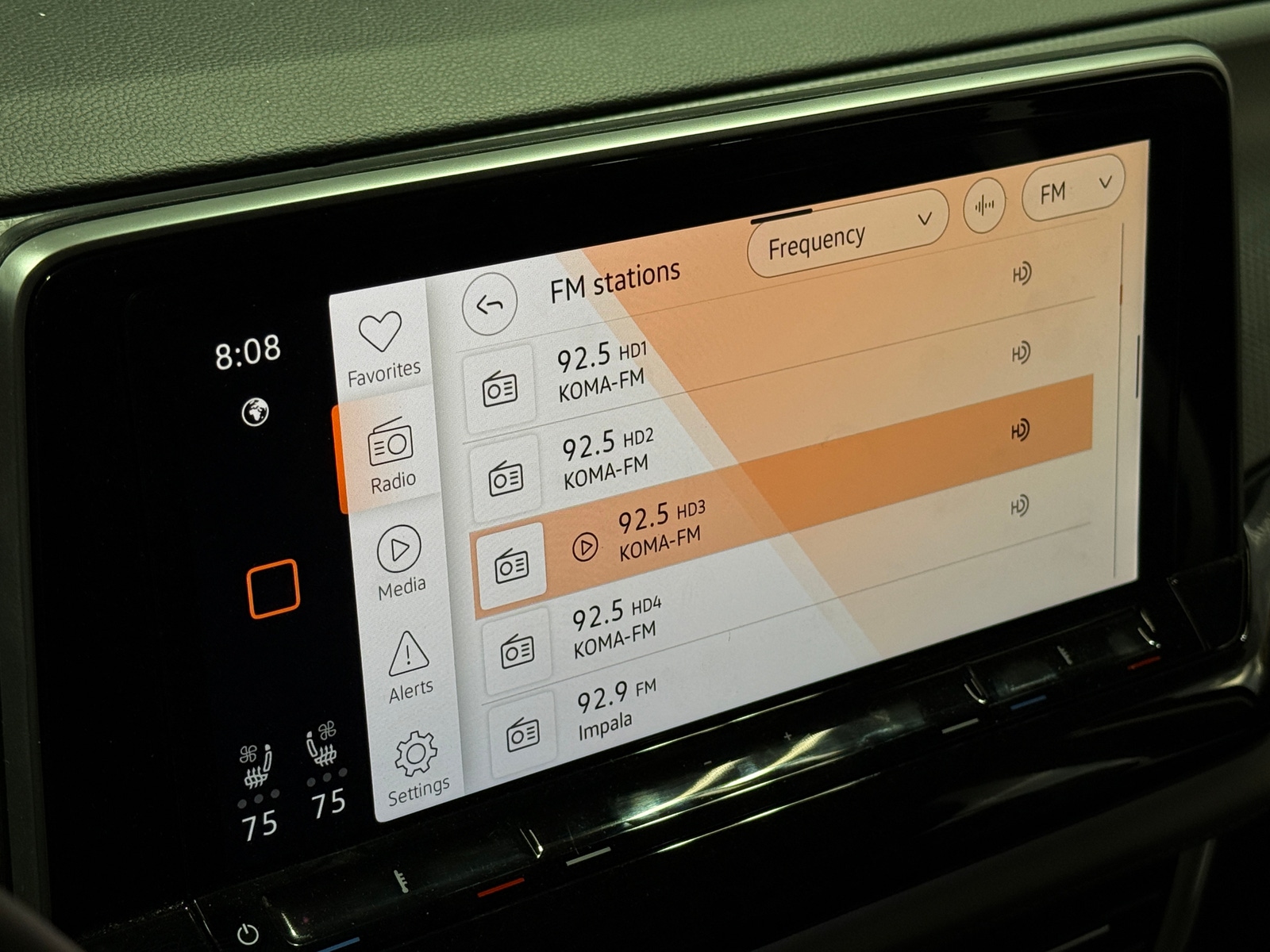 Thumbnail: 2025 Volkswagen Atlas - 3