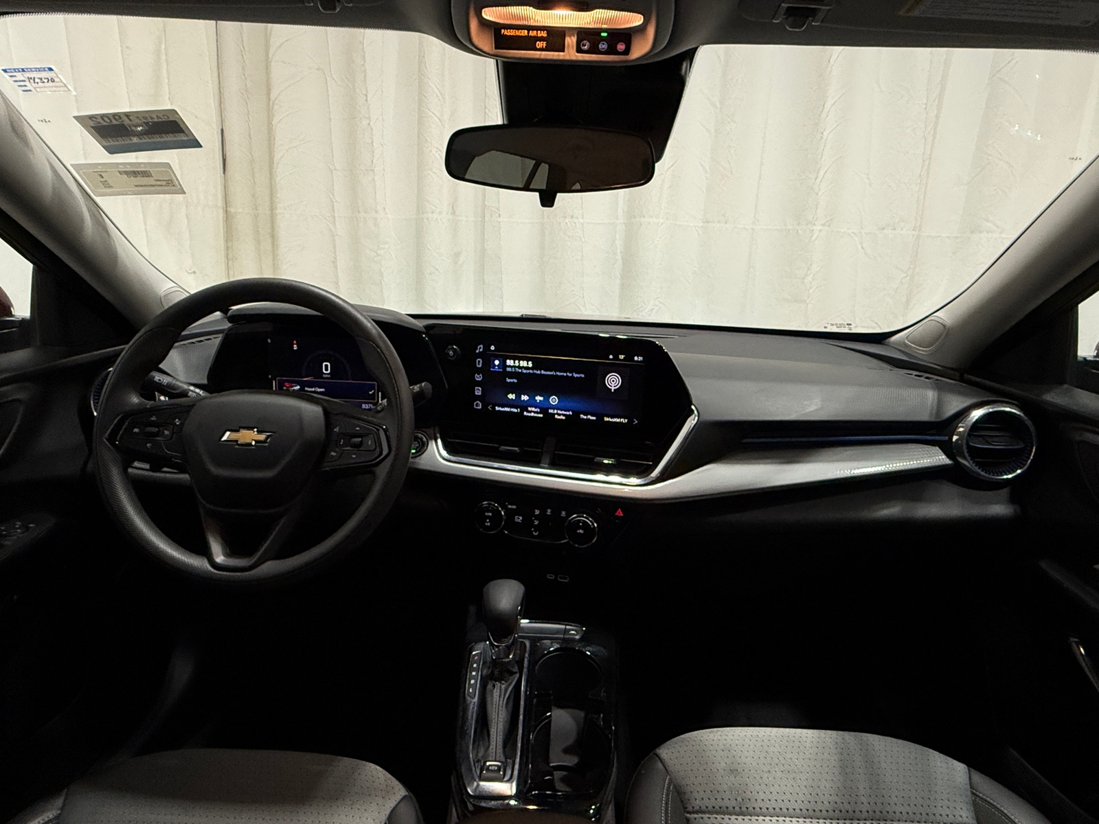 Thumbnail: 2025 Chevrolet Trax - 3