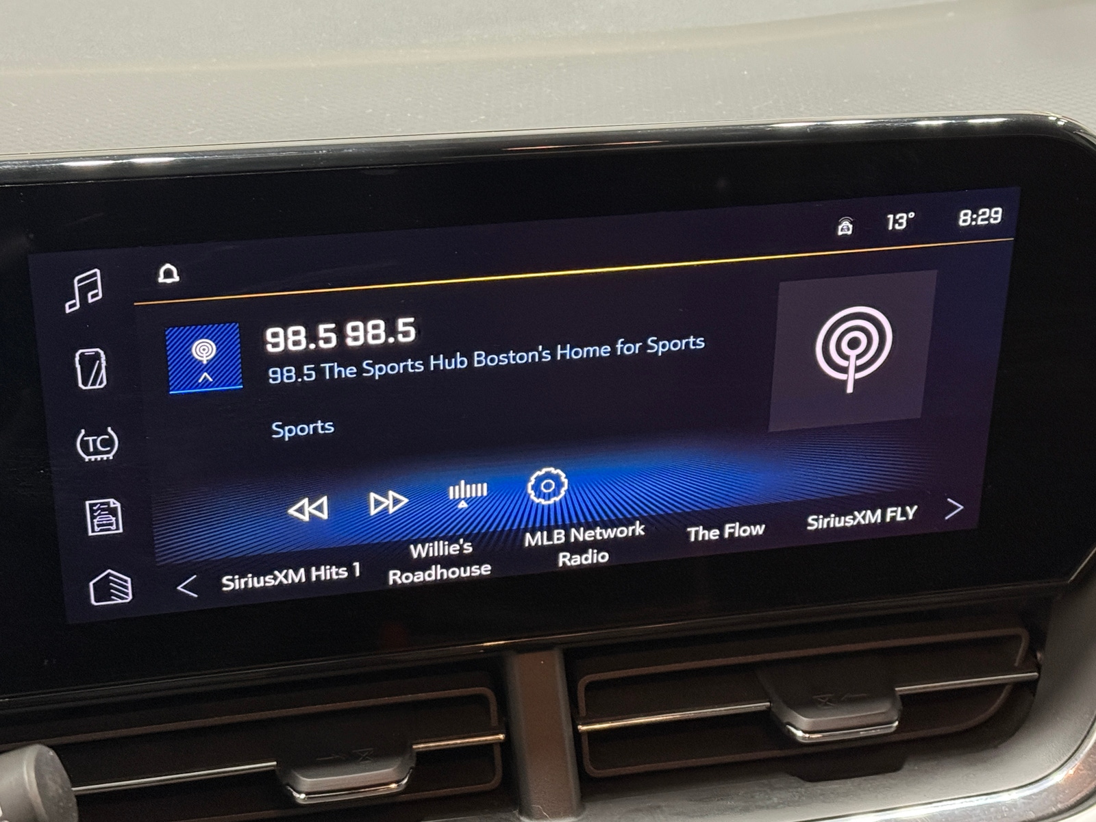 Thumbnail: 2025 Chevrolet Trax - 4