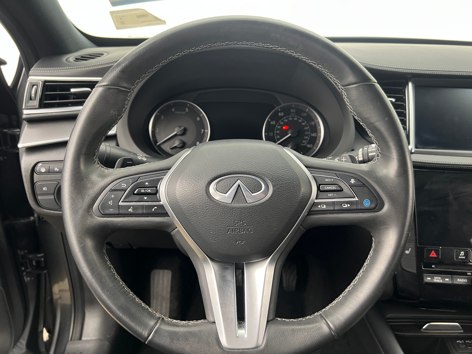 Thumbnail: 2023 INFINITI QX55 - 4