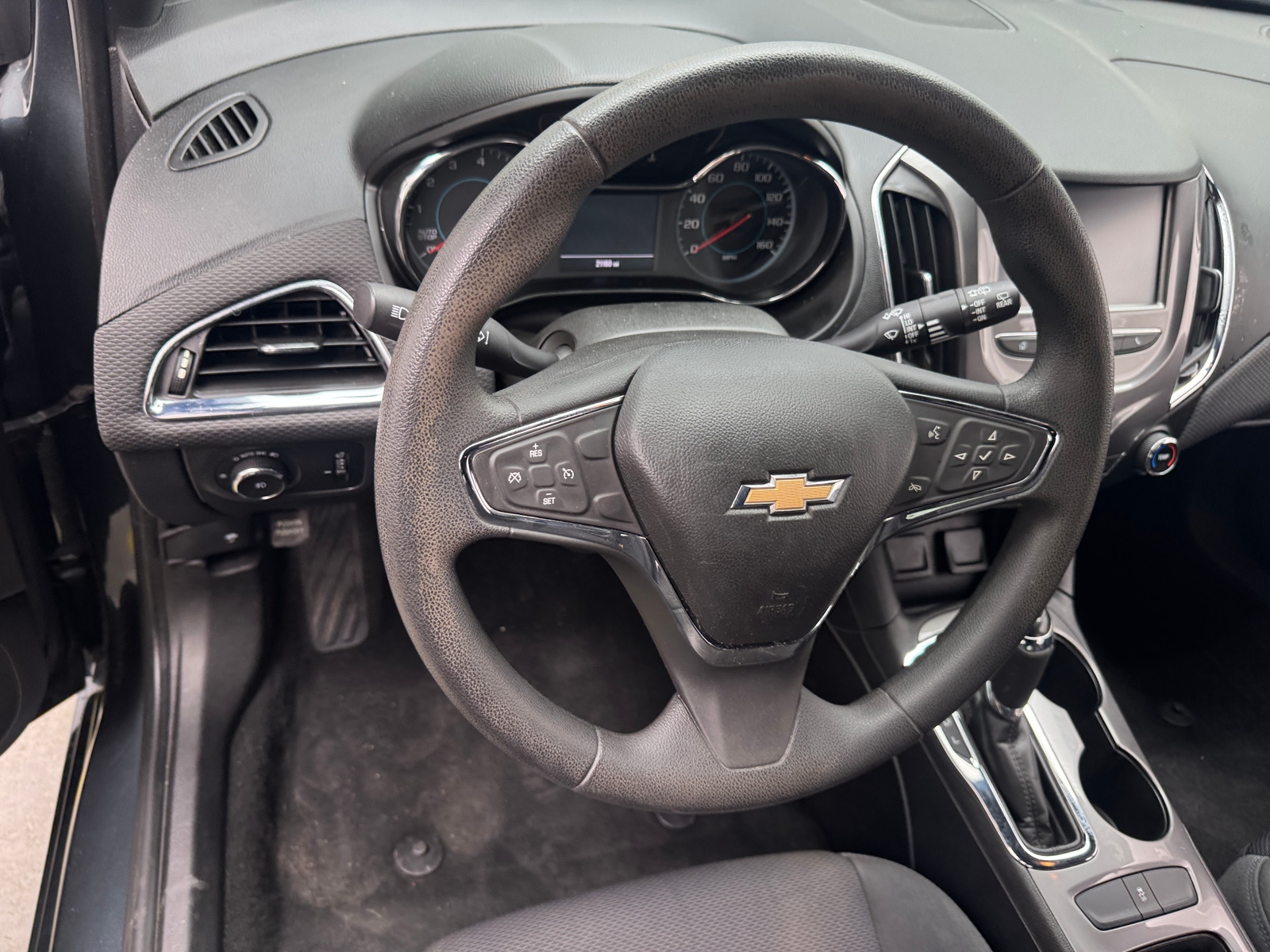 Thumbnail: 2017 Chevrolet Cruze - 5