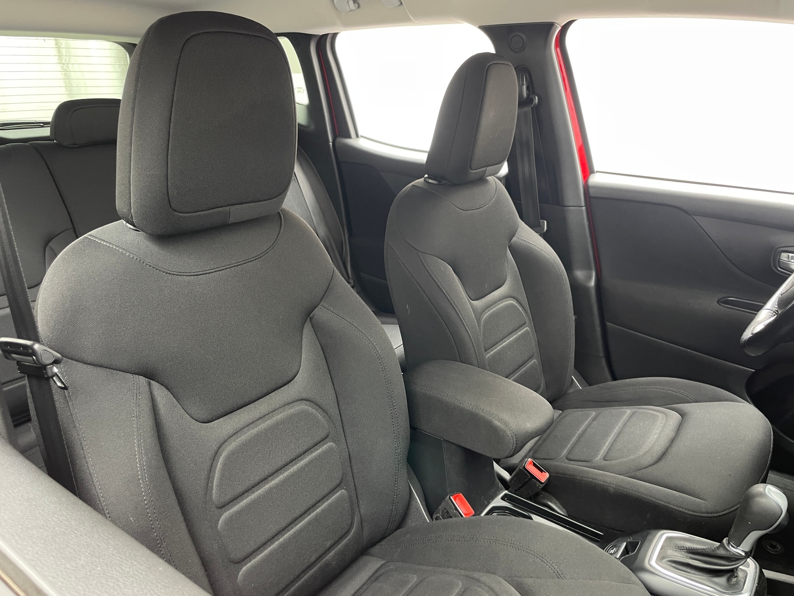 Thumbnail: 2019 Jeep Renegade - 2