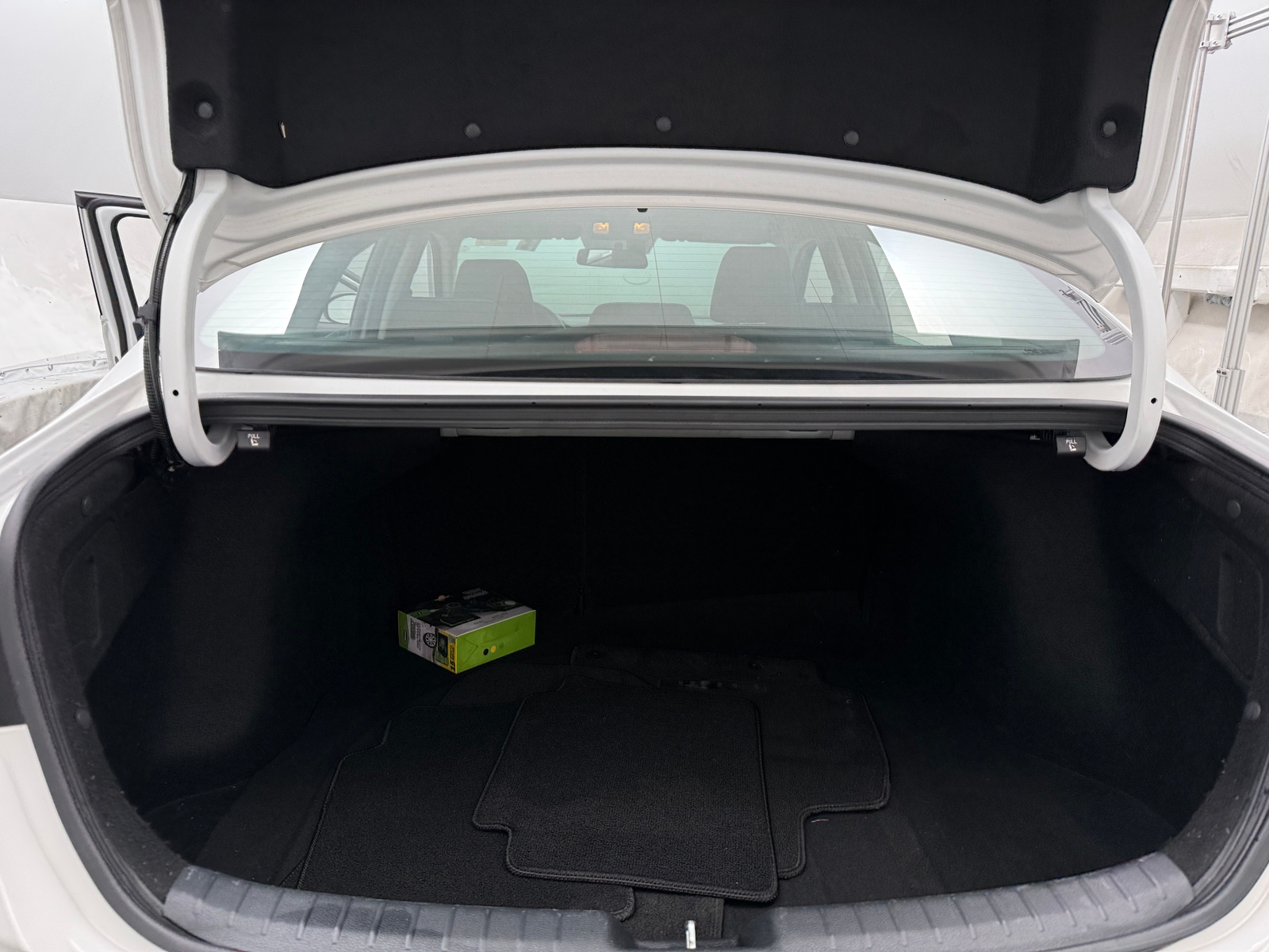 Thumbnail: 2022 Kia Forte - 7