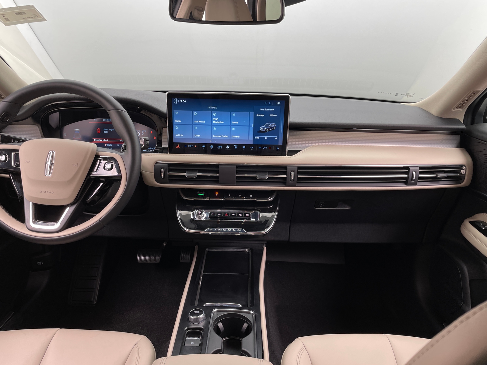 Thumbnail: 2025 Lincoln Corsair - 2