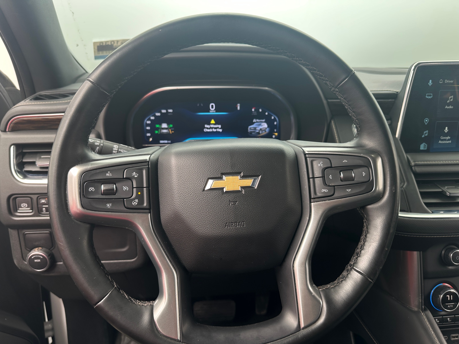 Thumbnail: 2023 Chevrolet Suburban - 4