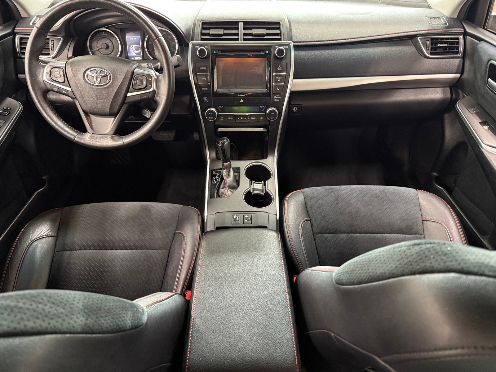 Thumbnail: 2017 Toyota Camry - 3